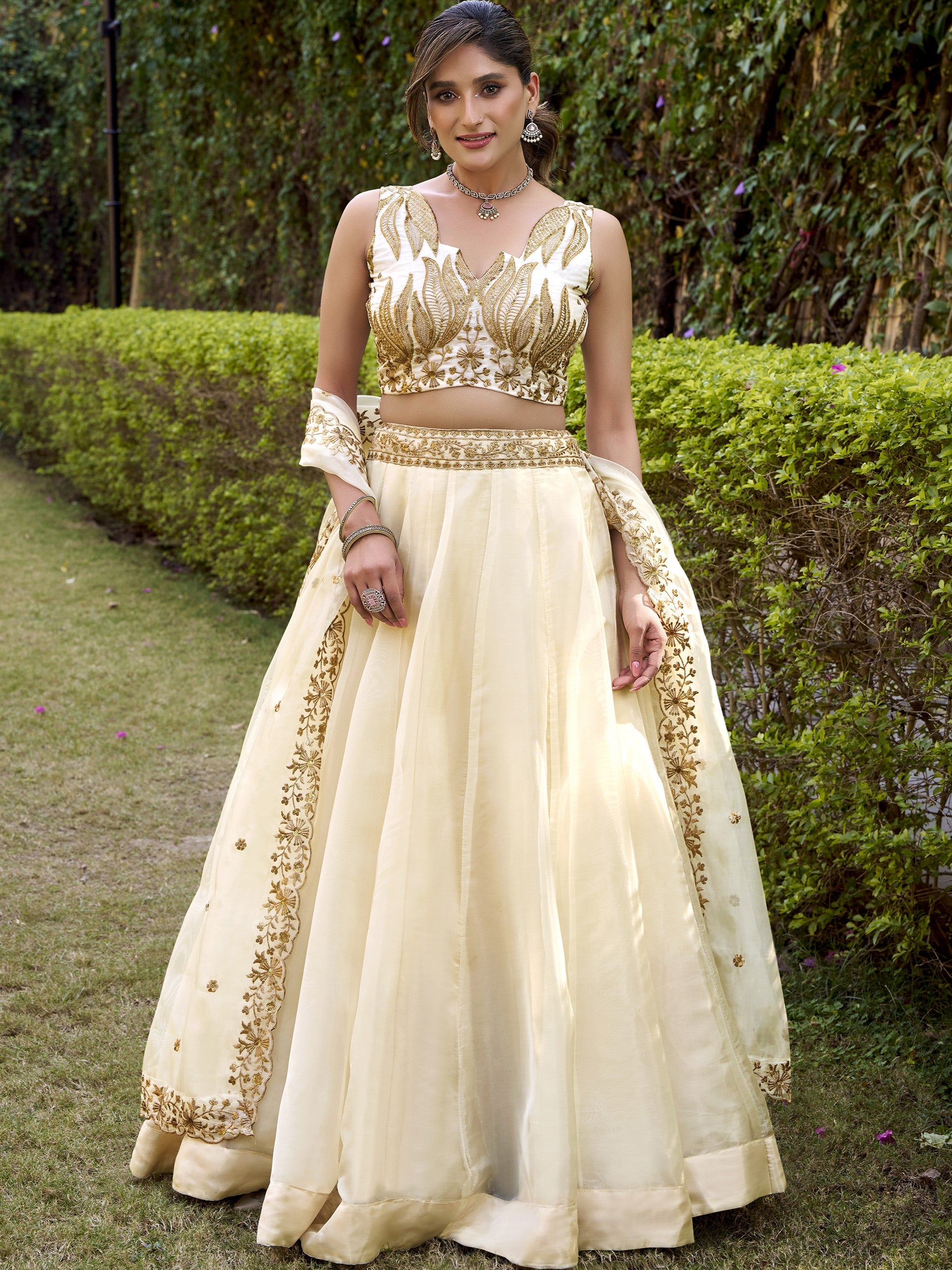 Chanda Silk Thread Embroidered Lehenga With Dupatta