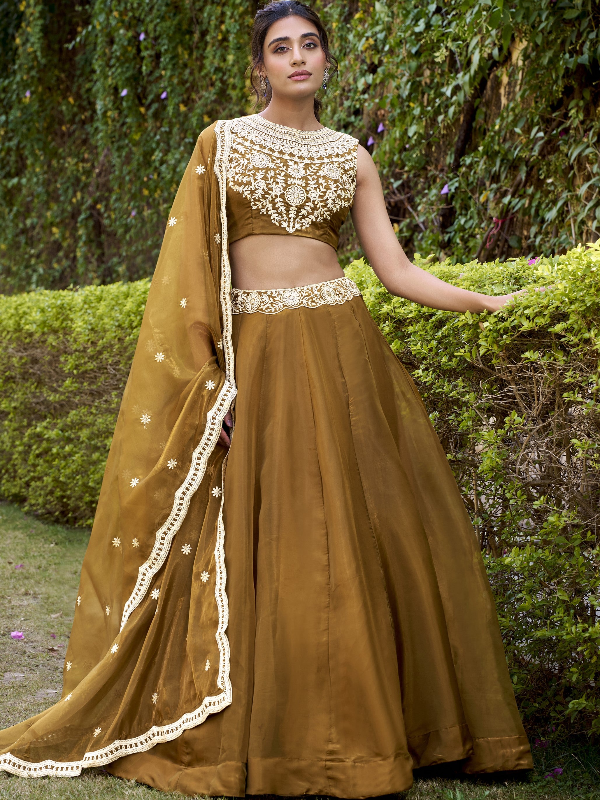Chanda Silk Thread Embroidered Lehenga With Dupatta