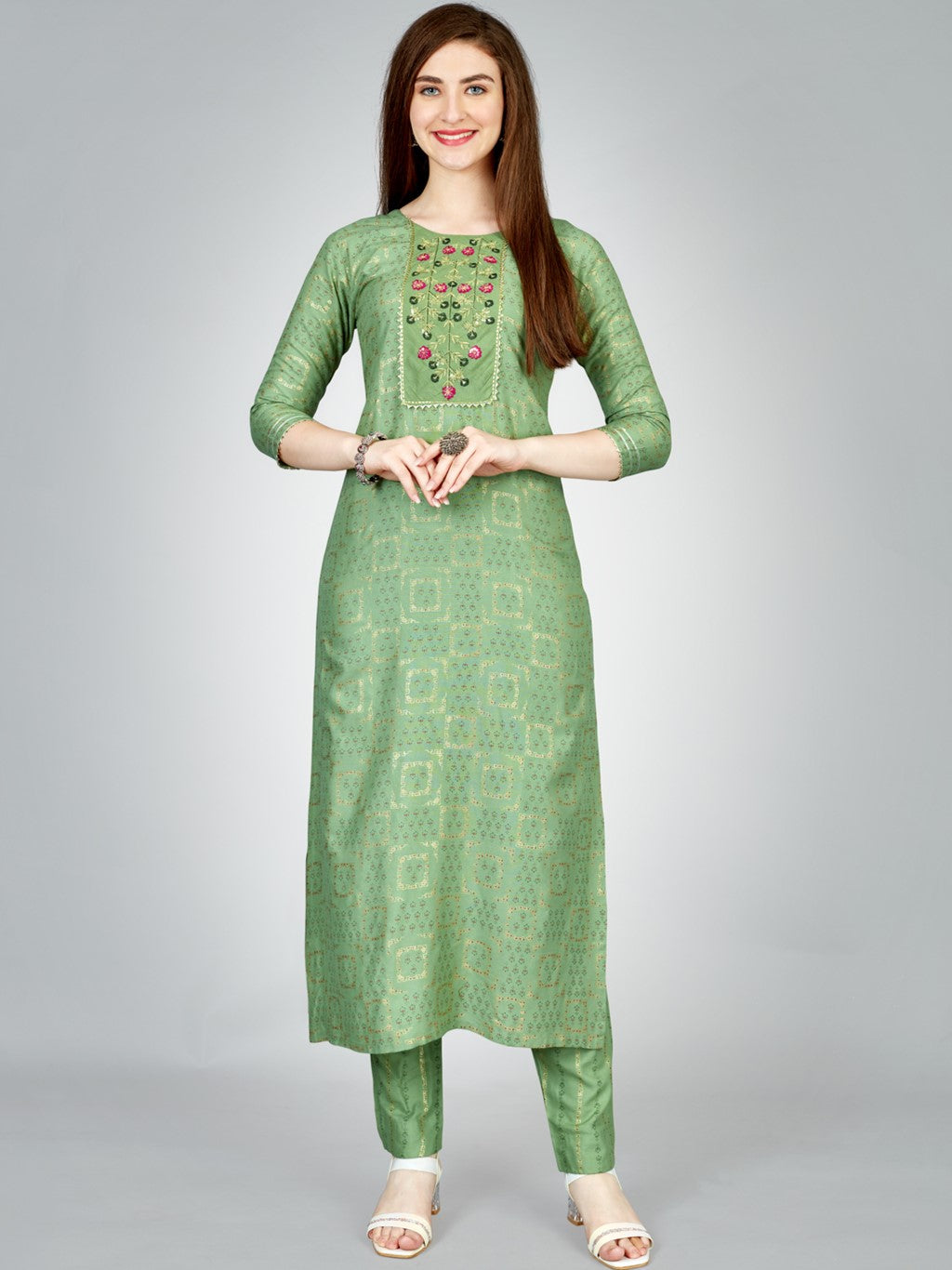 Rayon Embroidered Kurti-Pant Pair