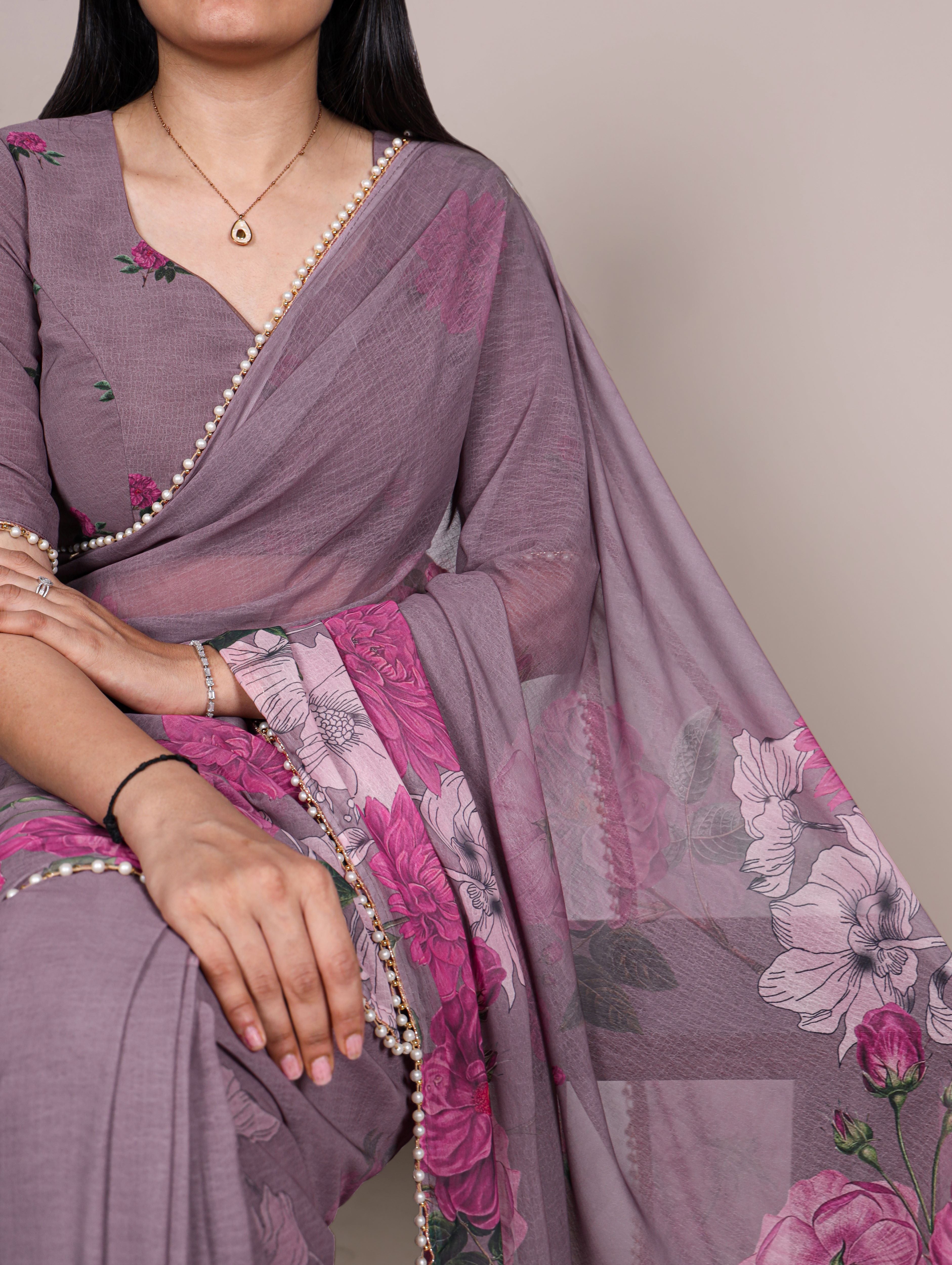Weightless Marble Floral Printed Saree
