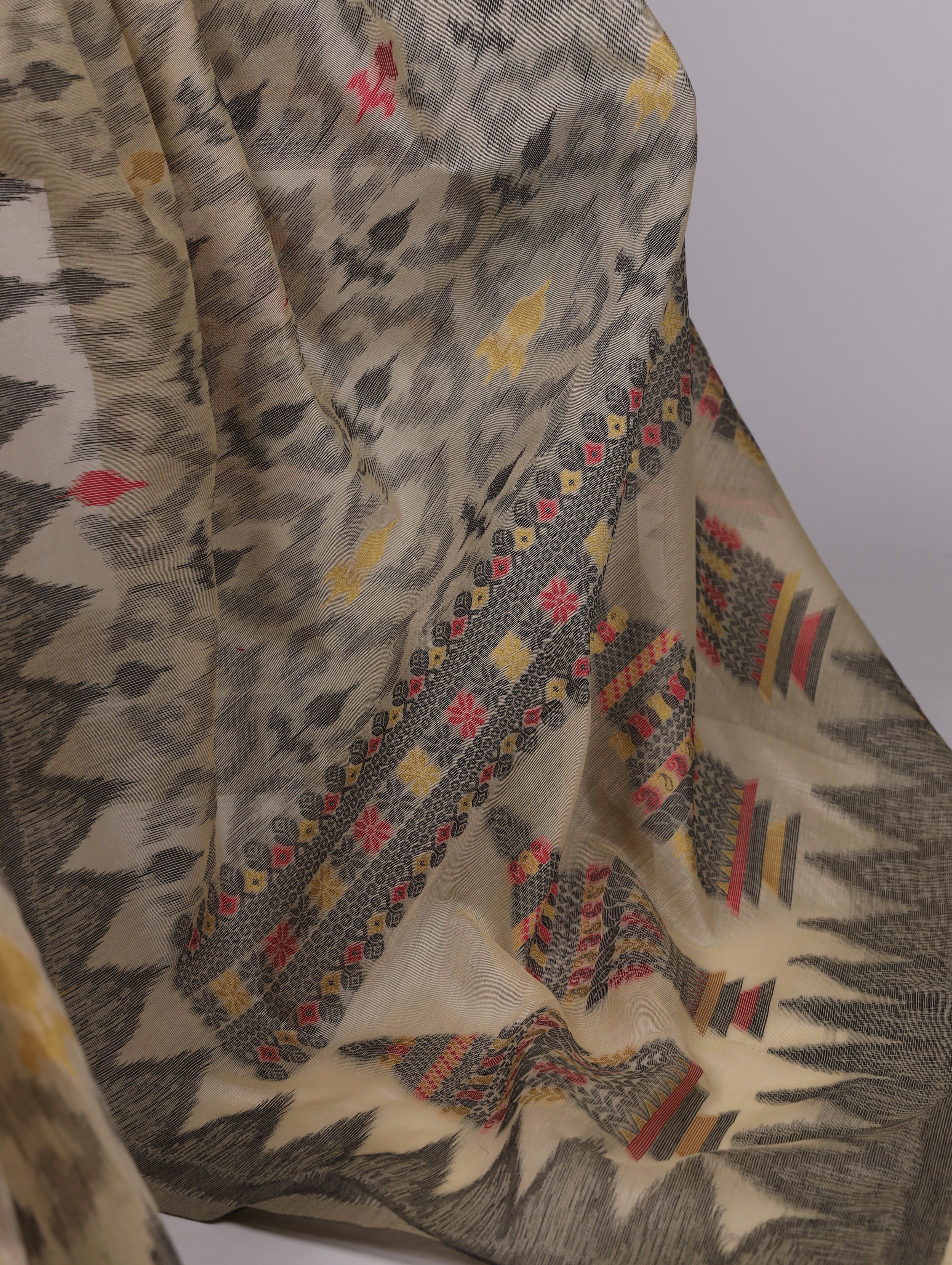 Cotton Thread Weaving Saree