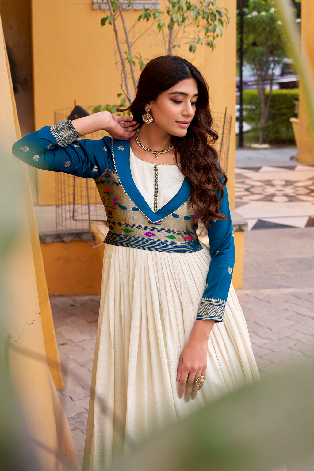 Vichitra Silk Zari Weaving Gown