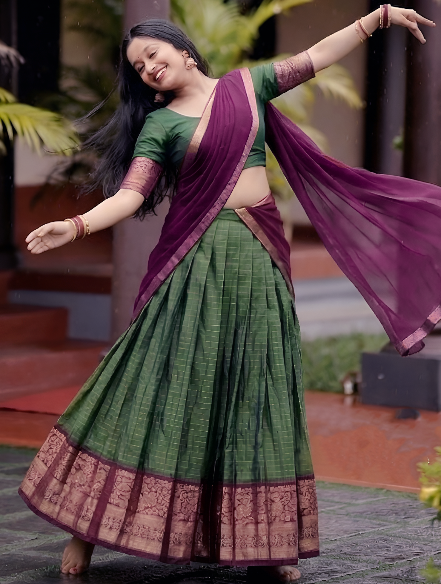 Dola Chex Zari Weaving Lehenga With Dupatta