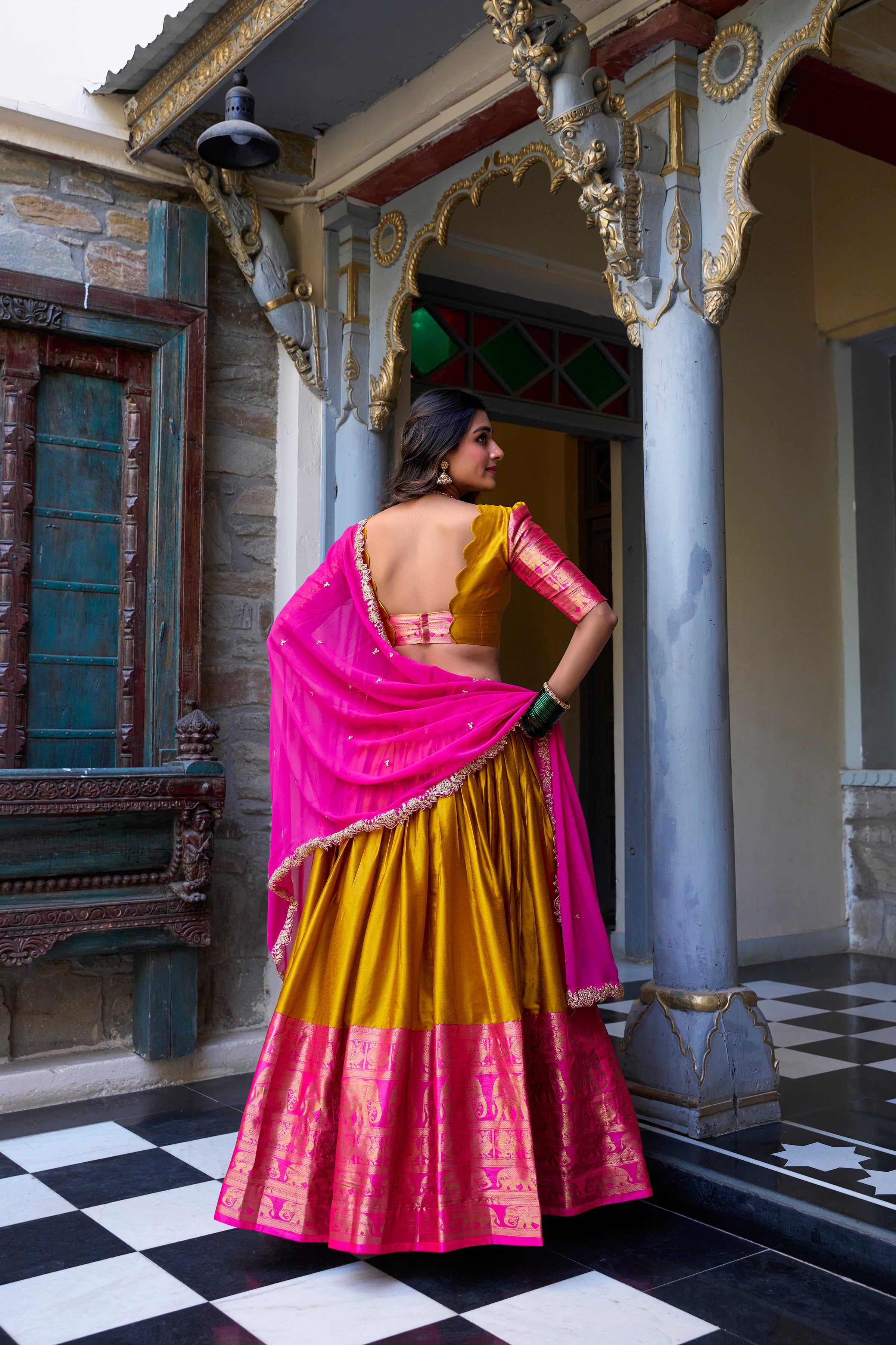 Narayan Pattu Zari Weaving Lehenga With Gerogette Dupatta
