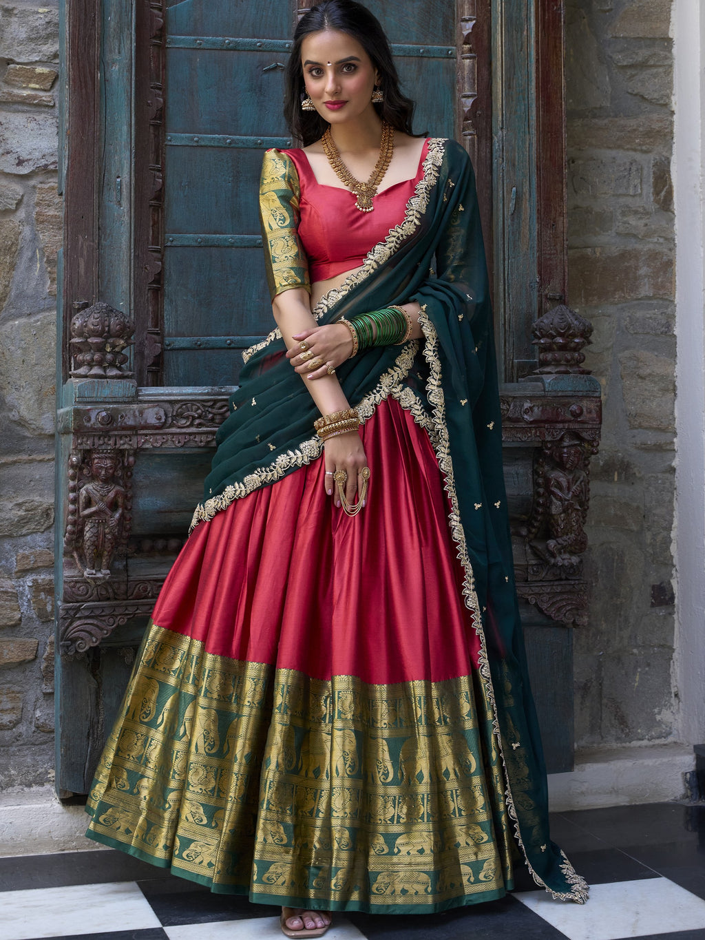 Narayan Pattu Zari Weaving Lehenga With Gerogette Dupatta