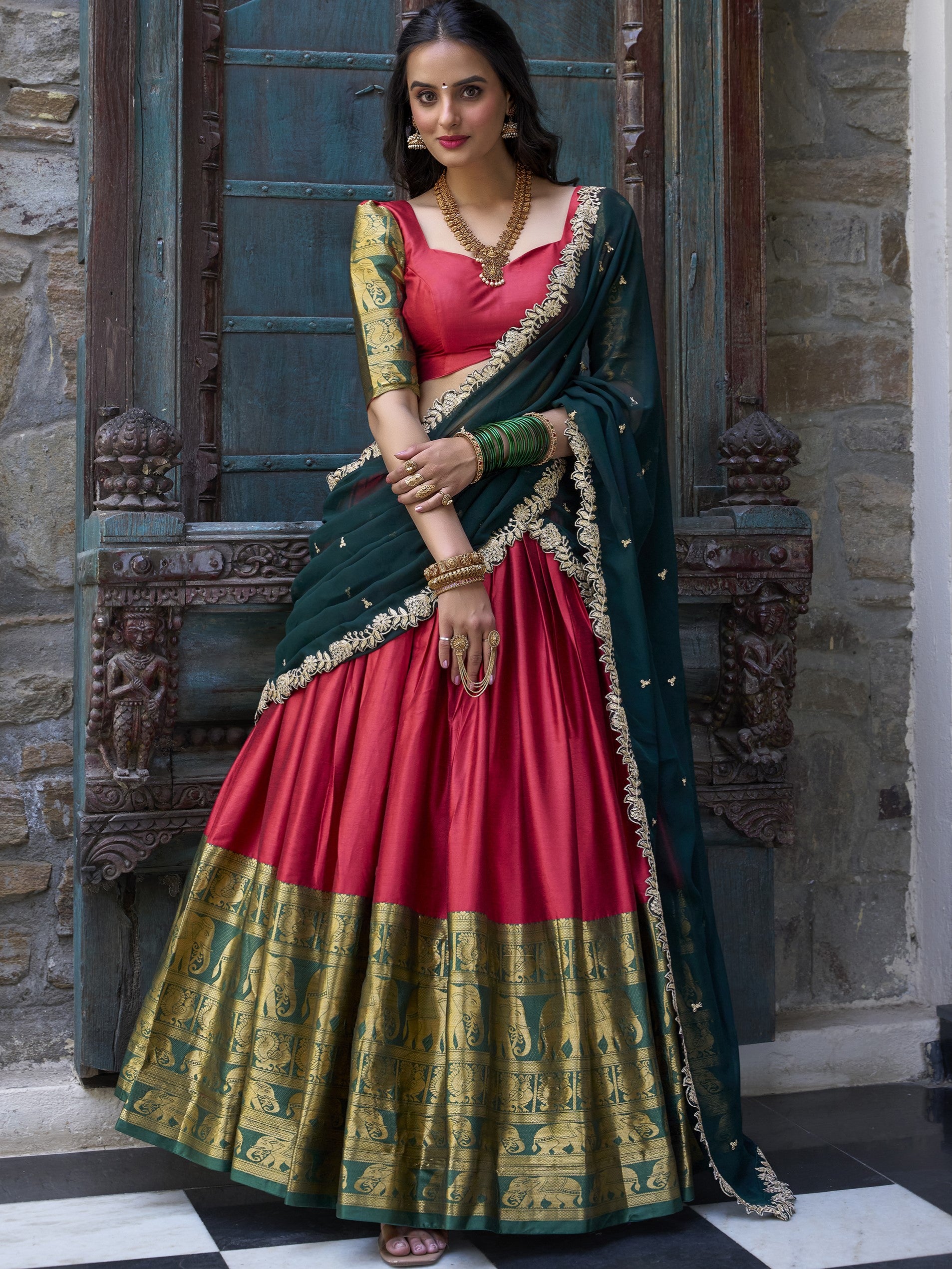 Narayan Pattu Zari Weaving Lehenga With Gerogette Dupatta