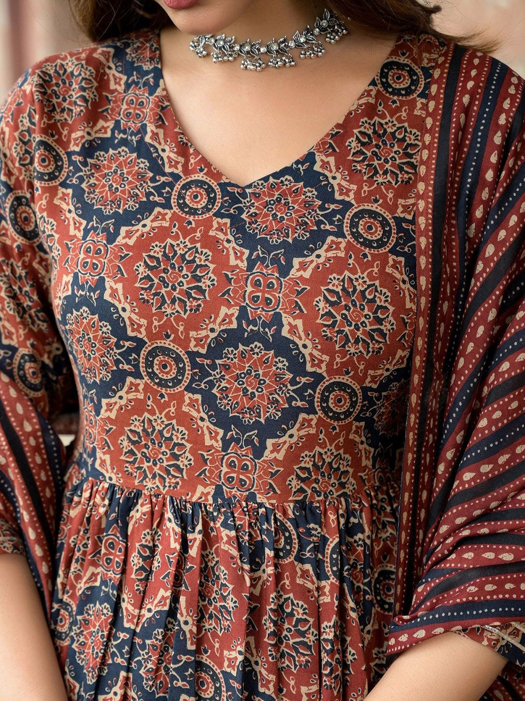 Rayon Printed Kurti-Pant With Dupatta