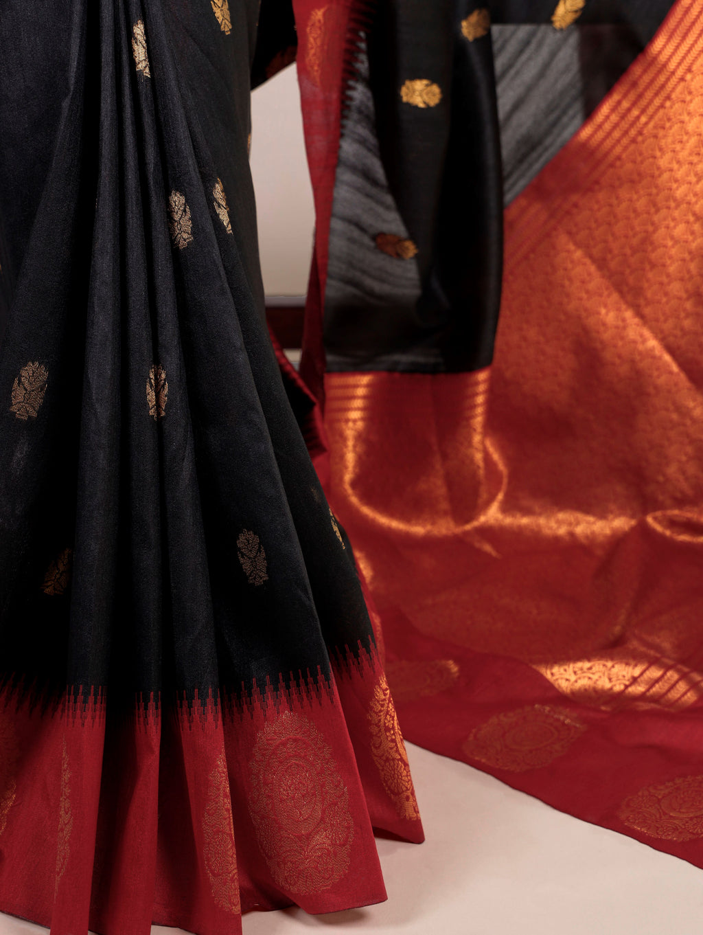 Cotton Zari Weaving Saree