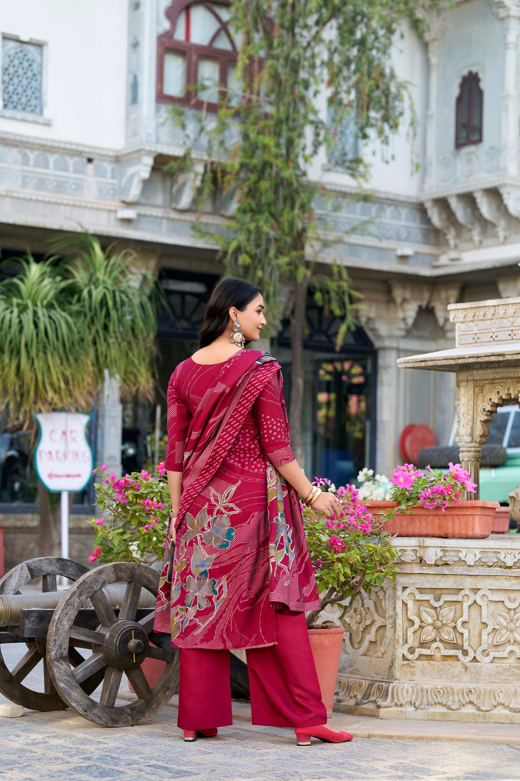Roman Silk Floral Printed Kurti-Pant With Dupatta
