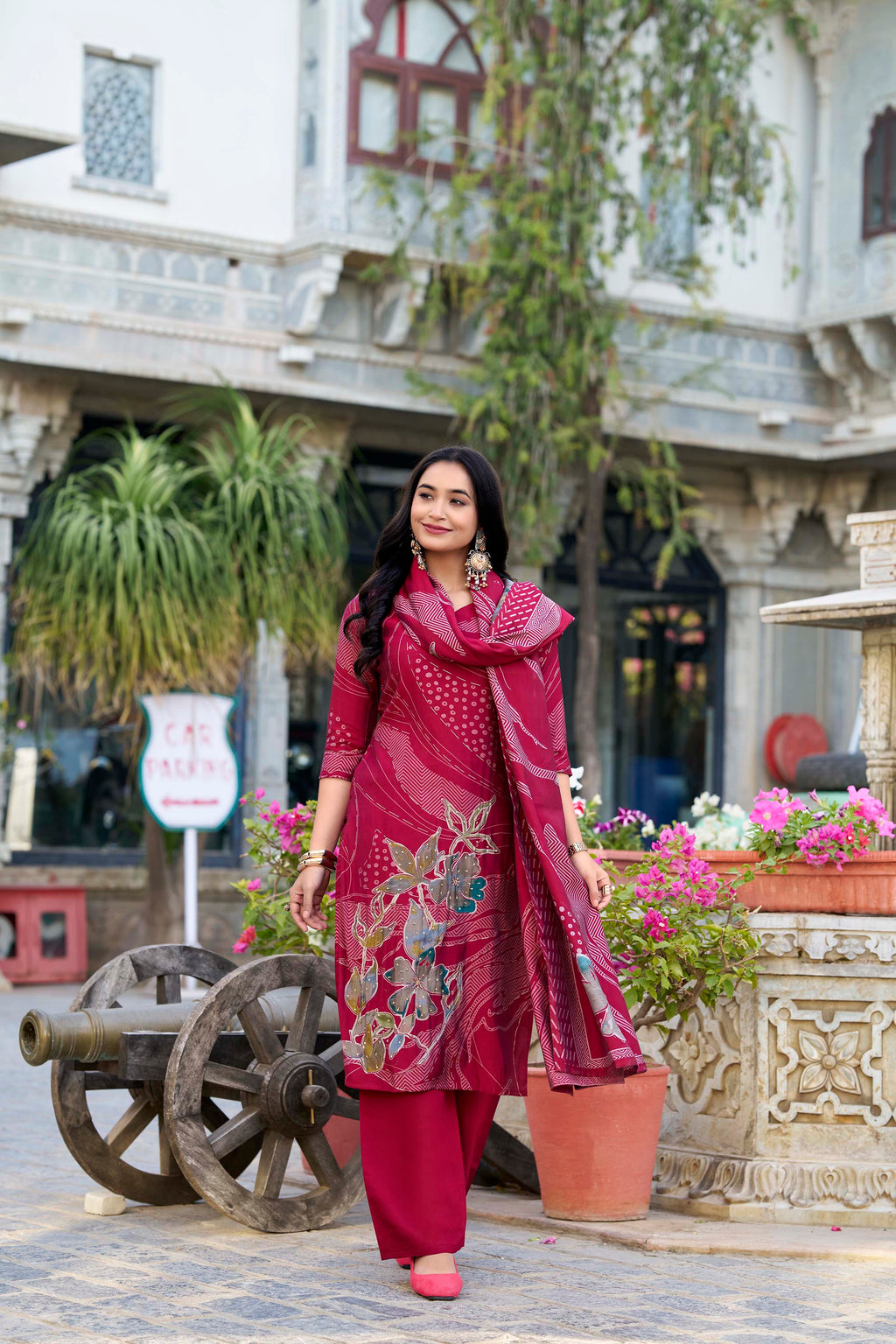 Roman Silk Floral Printed Kurti-Pant With Dupatta