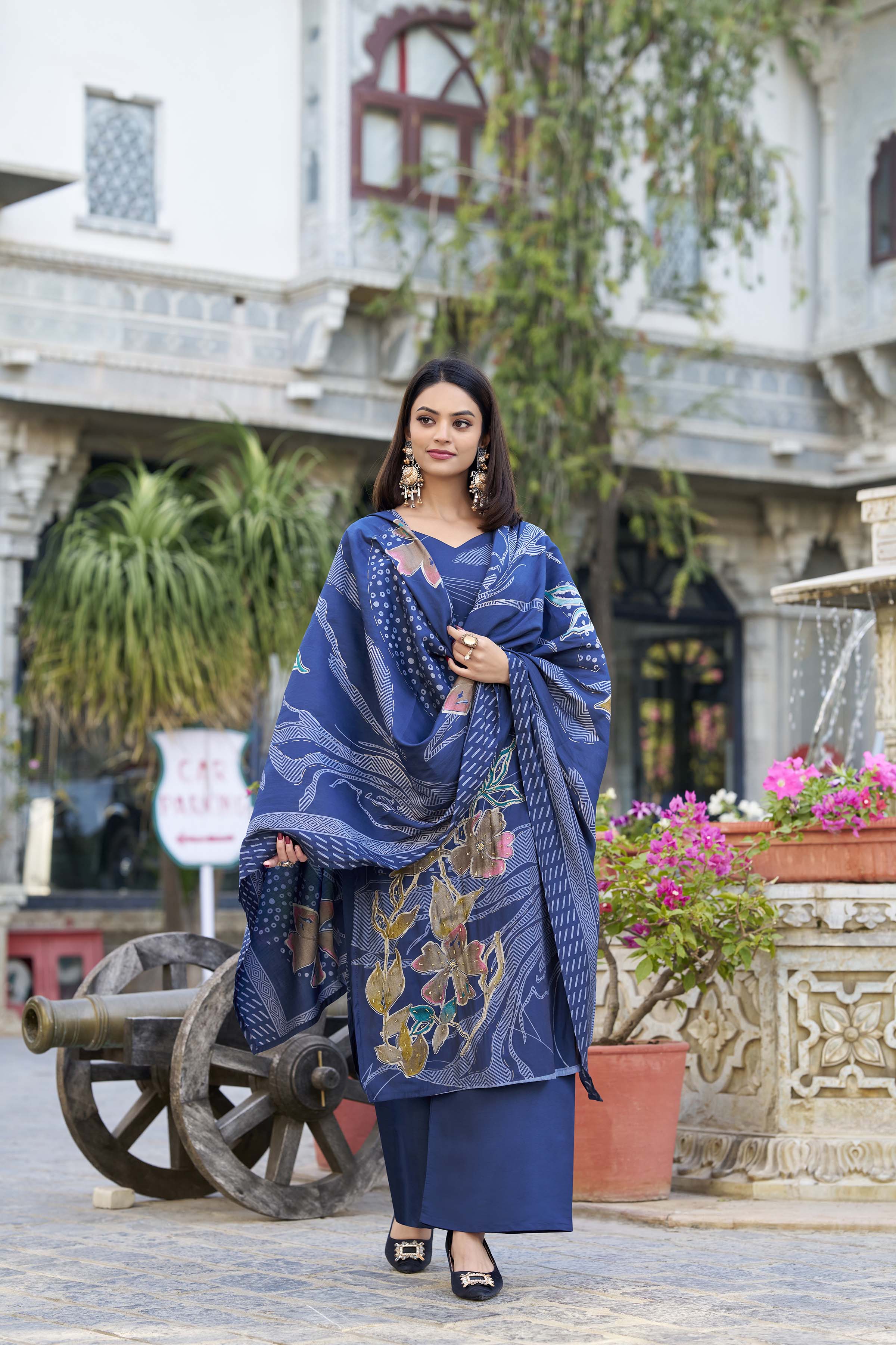 Roman Silk Floral Printed Kurti-Pant With Dupatta