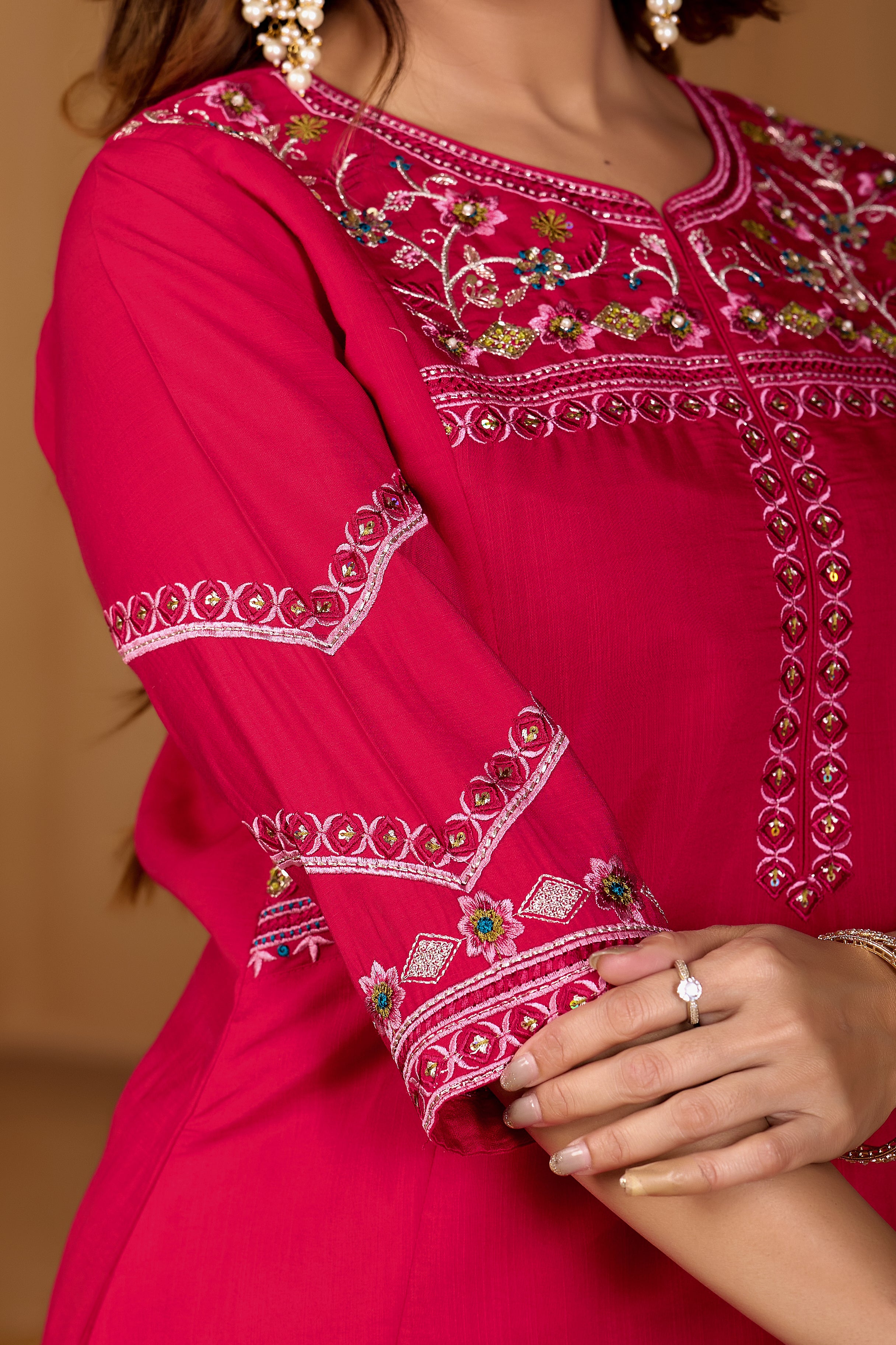 Viscose Multi Thread Embroidered Kurti Palazzo With Dupatta