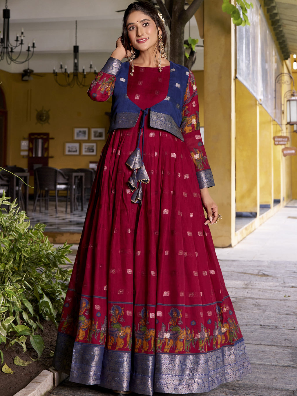 Kalamkari Zari Weaving Printed Gown With Koti