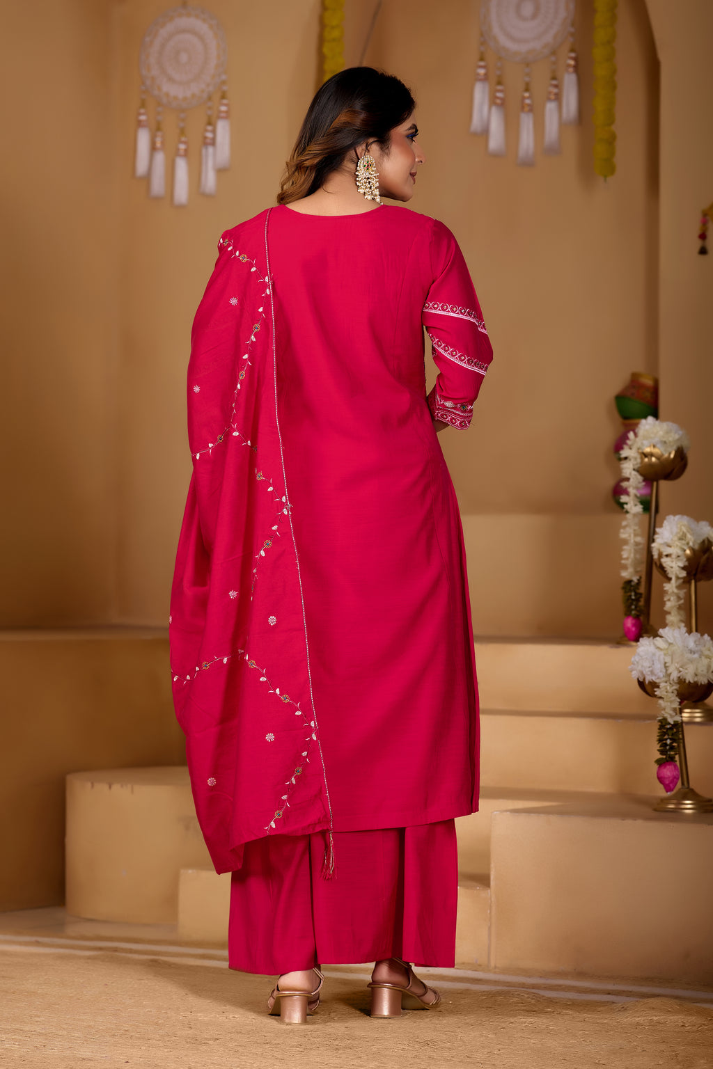 Viscose Multi Thread Embroidered Kurti Palazzo With Dupatta