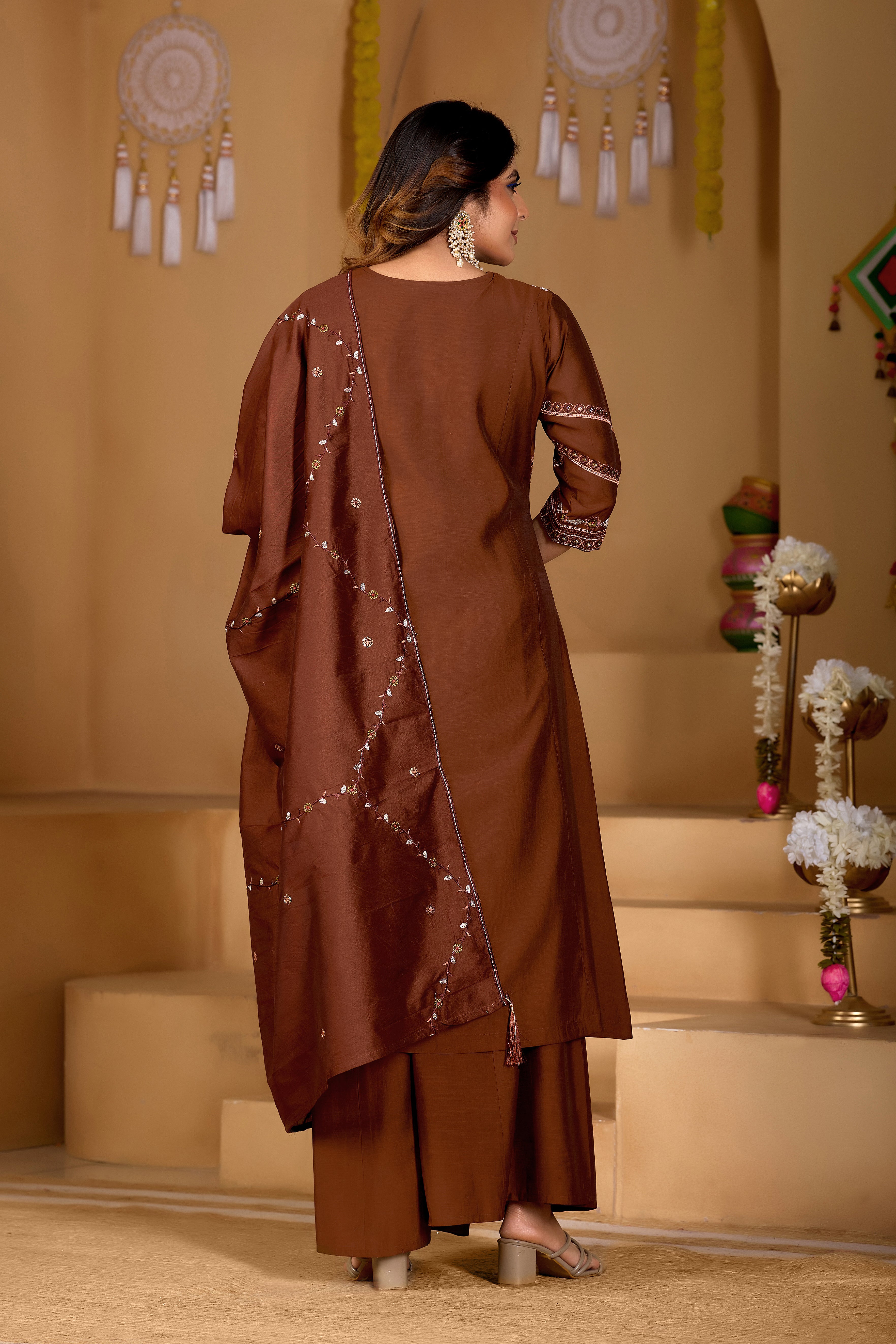 Viscose Multi Thread Embroidered Kurti Palazzo With Dupatta