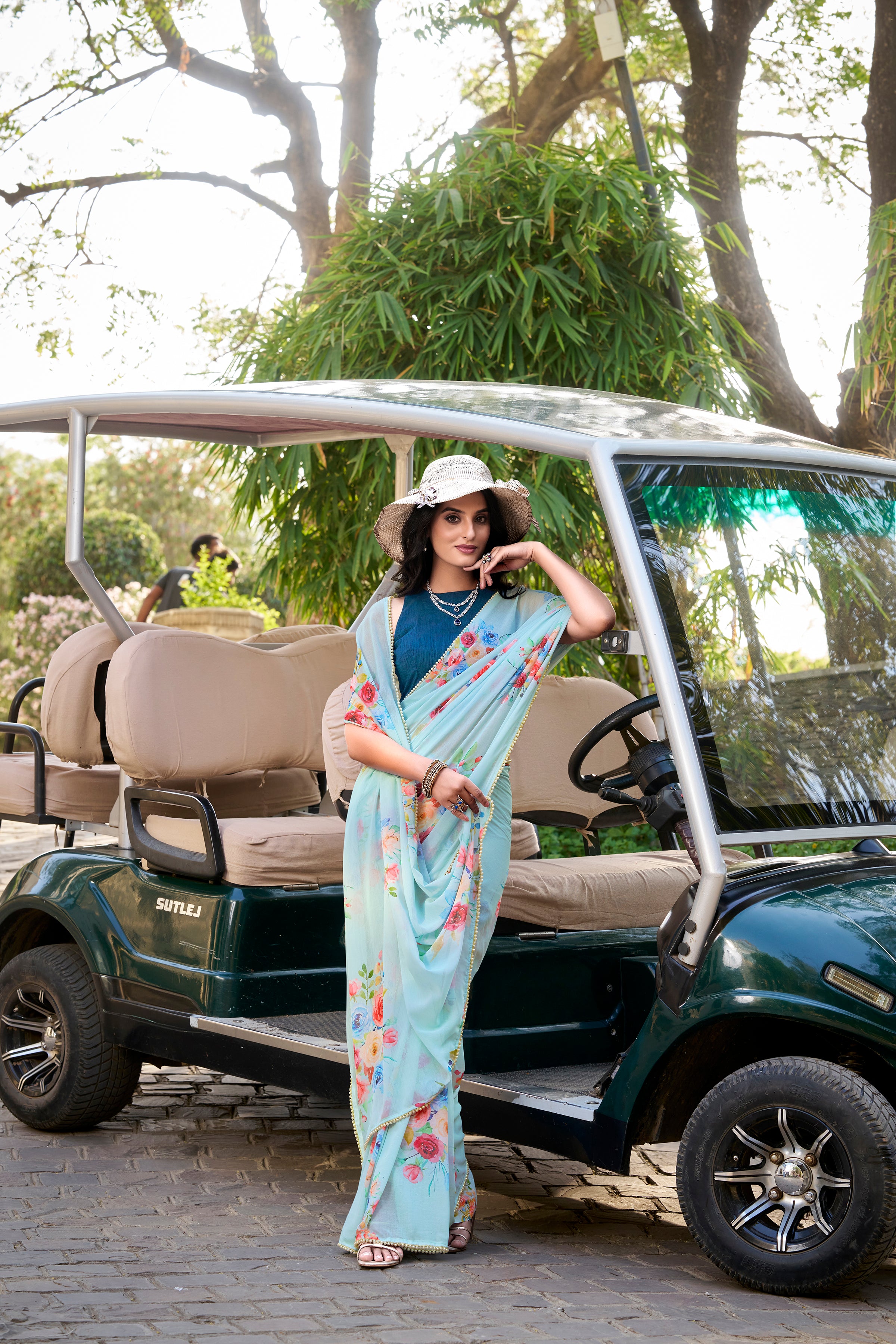 Floral Printed Saree For Women