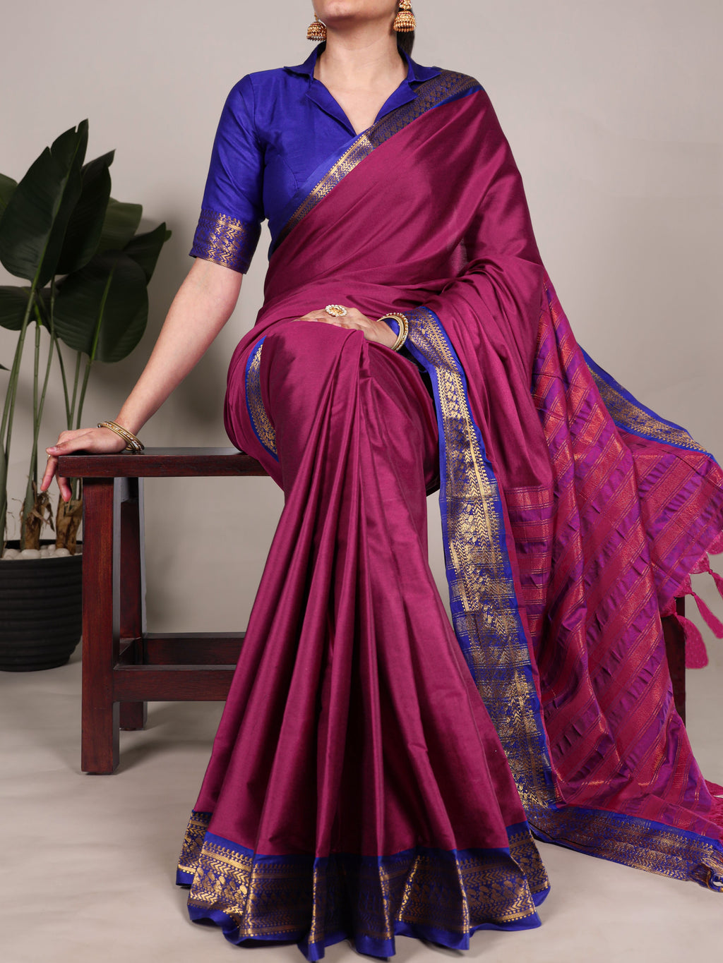 Aura Silk Zari Weaving Saree