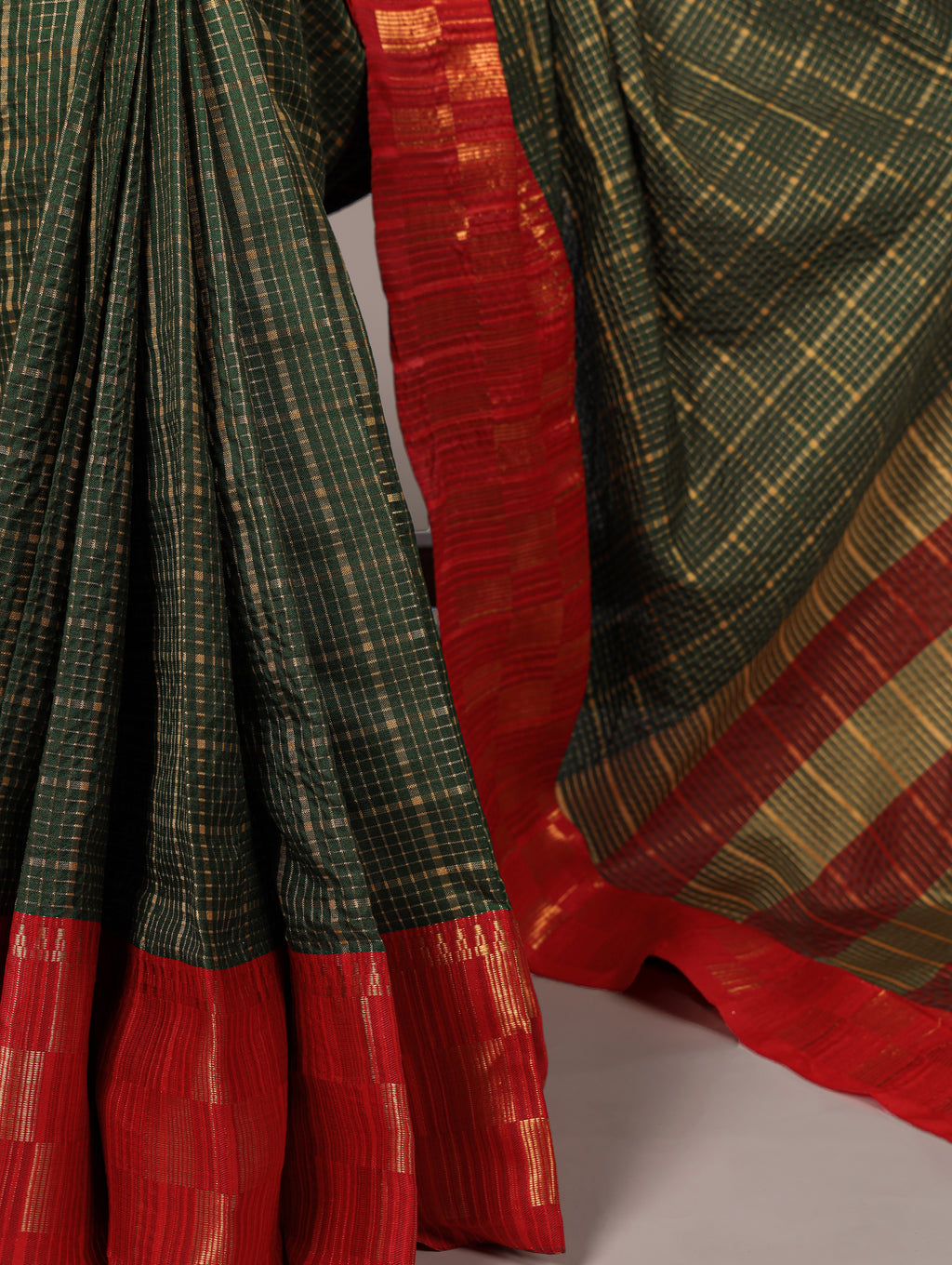 Poly Cotton Chex Saree For Women