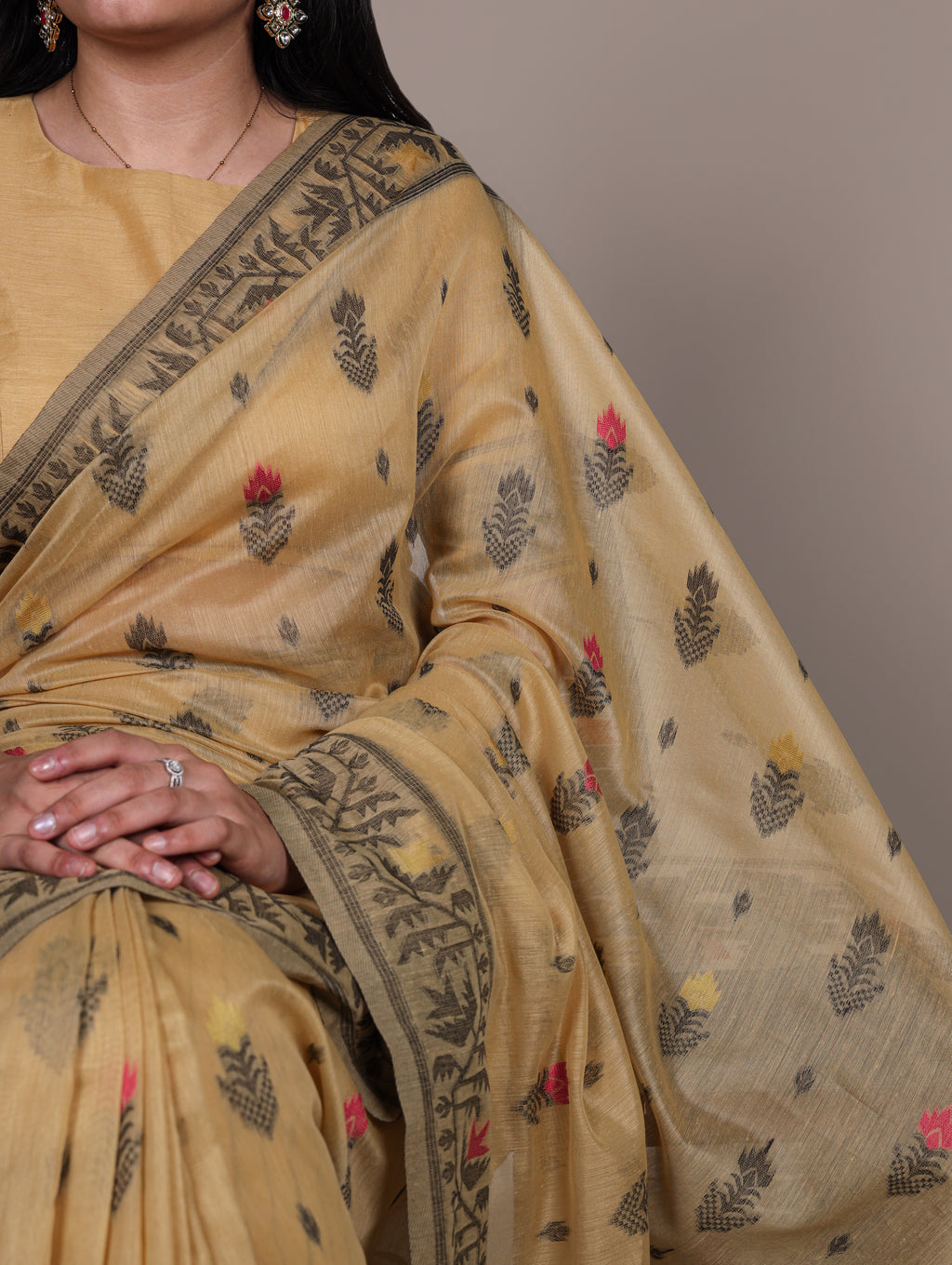 Cotton Thread Weaving Saree For Women