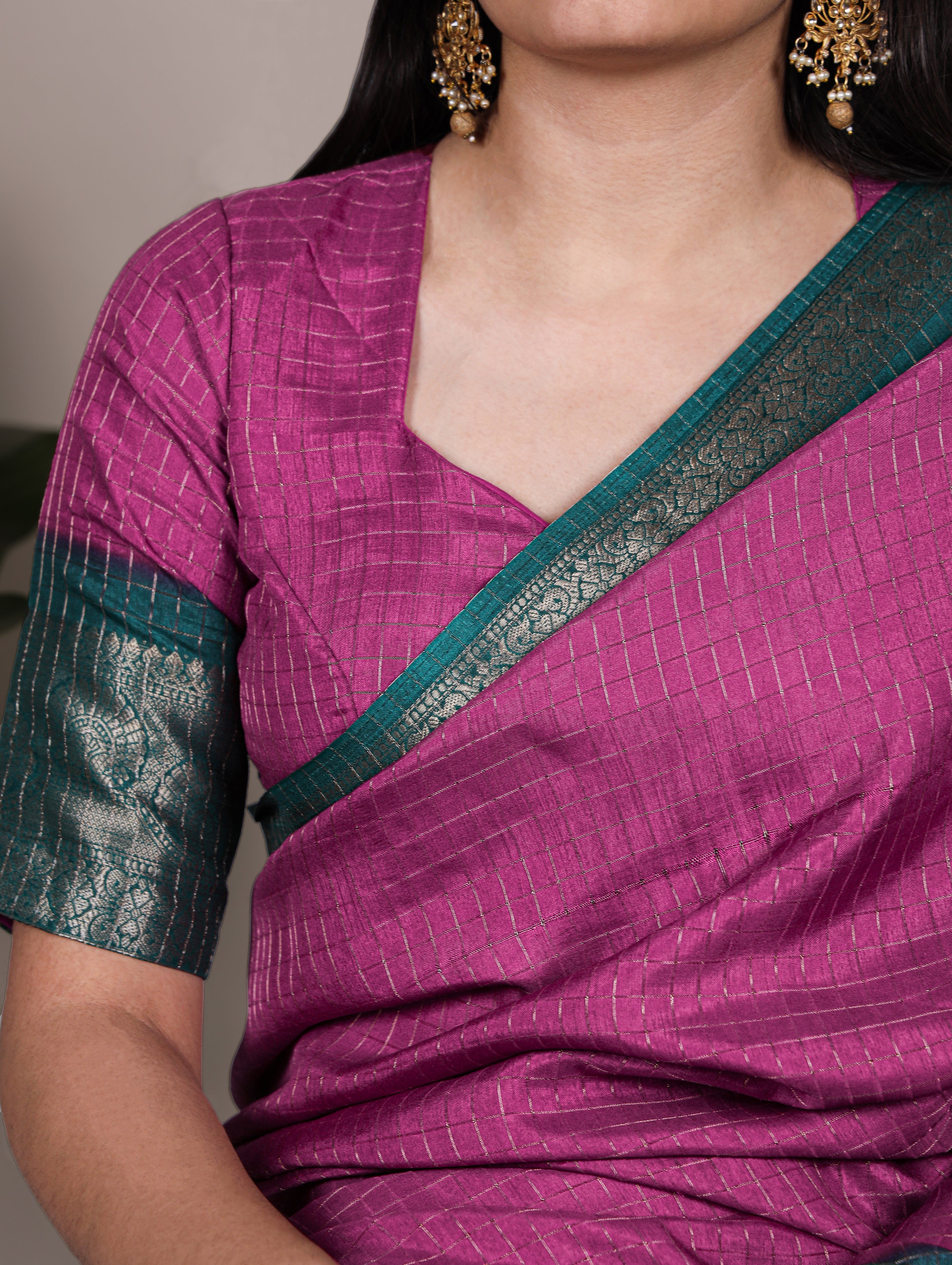 Dola Chex Zari Weaving Saree