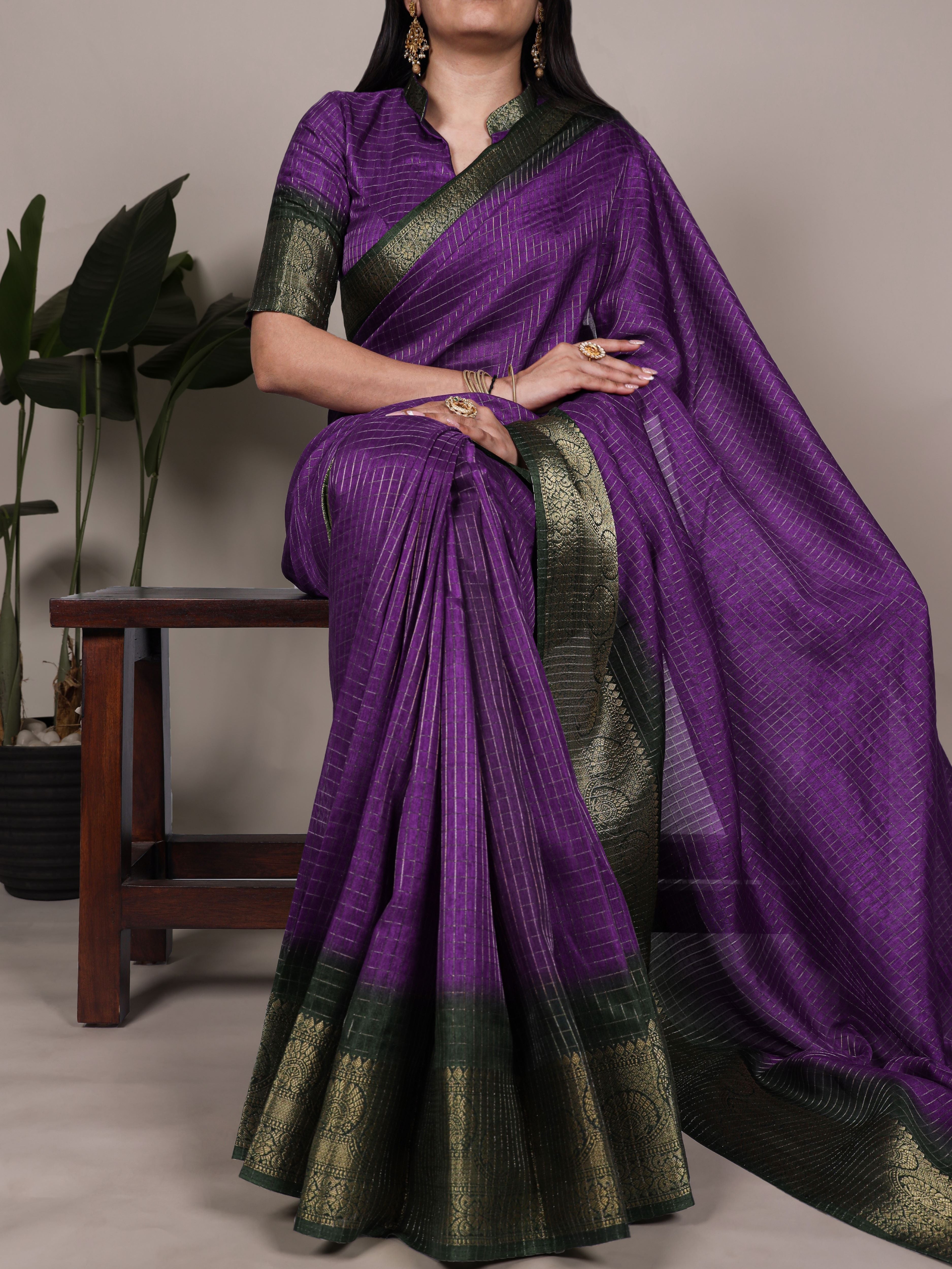 Dola Chex Zari Weaving Saree