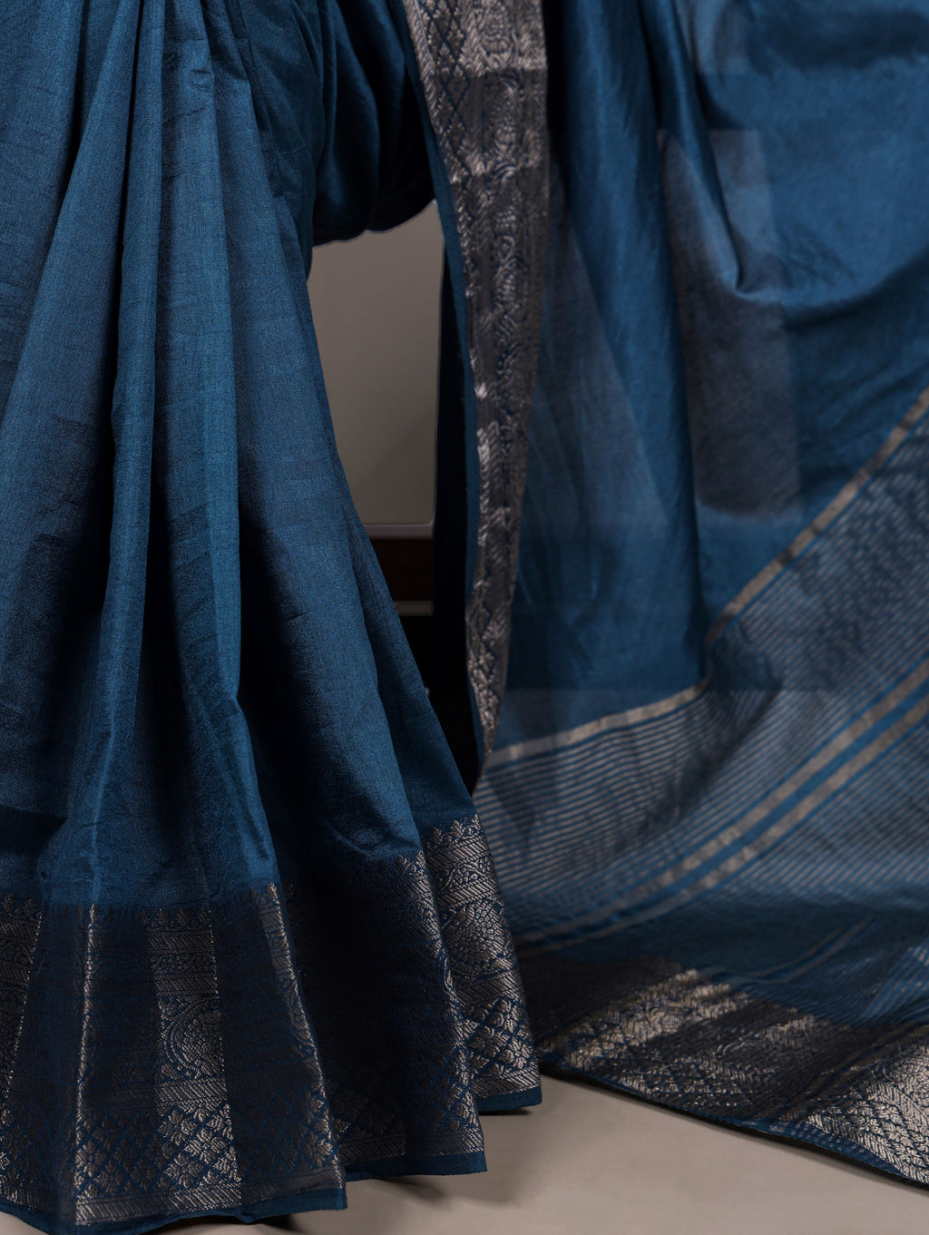 Dola Silk Zari Weaving Saree
