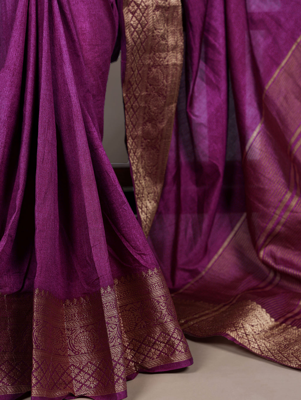 Dola Silk Zari Weaving Saree
