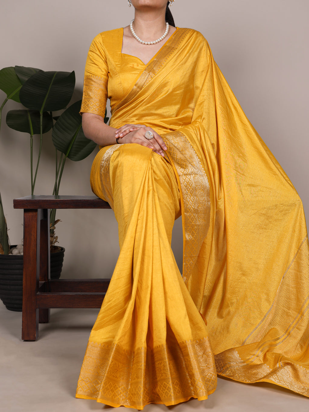Dola Silk Zari Weaving Saree