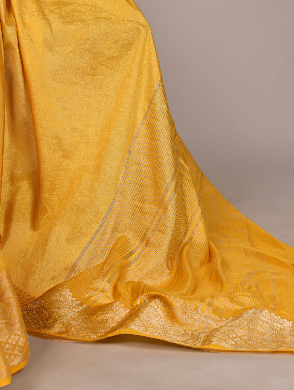 Dola Silk Zari Weaving Saree