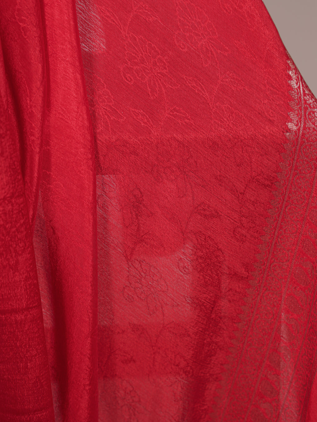 Chinon Self Printed Zari Weaving Saree