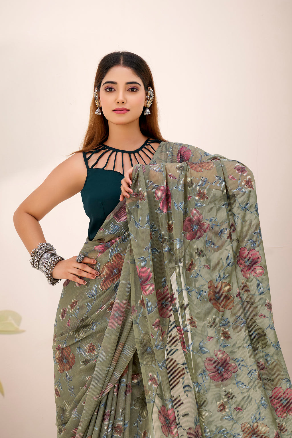 Lurex Brasso Floral Printed Saree