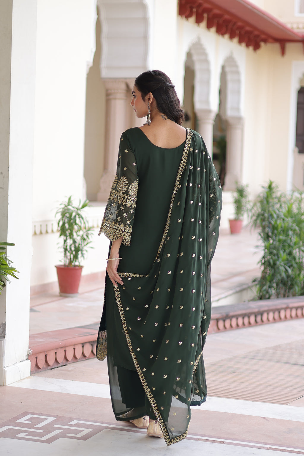 Faux Blooming Embroidered Kurti-Pant With Dupatta