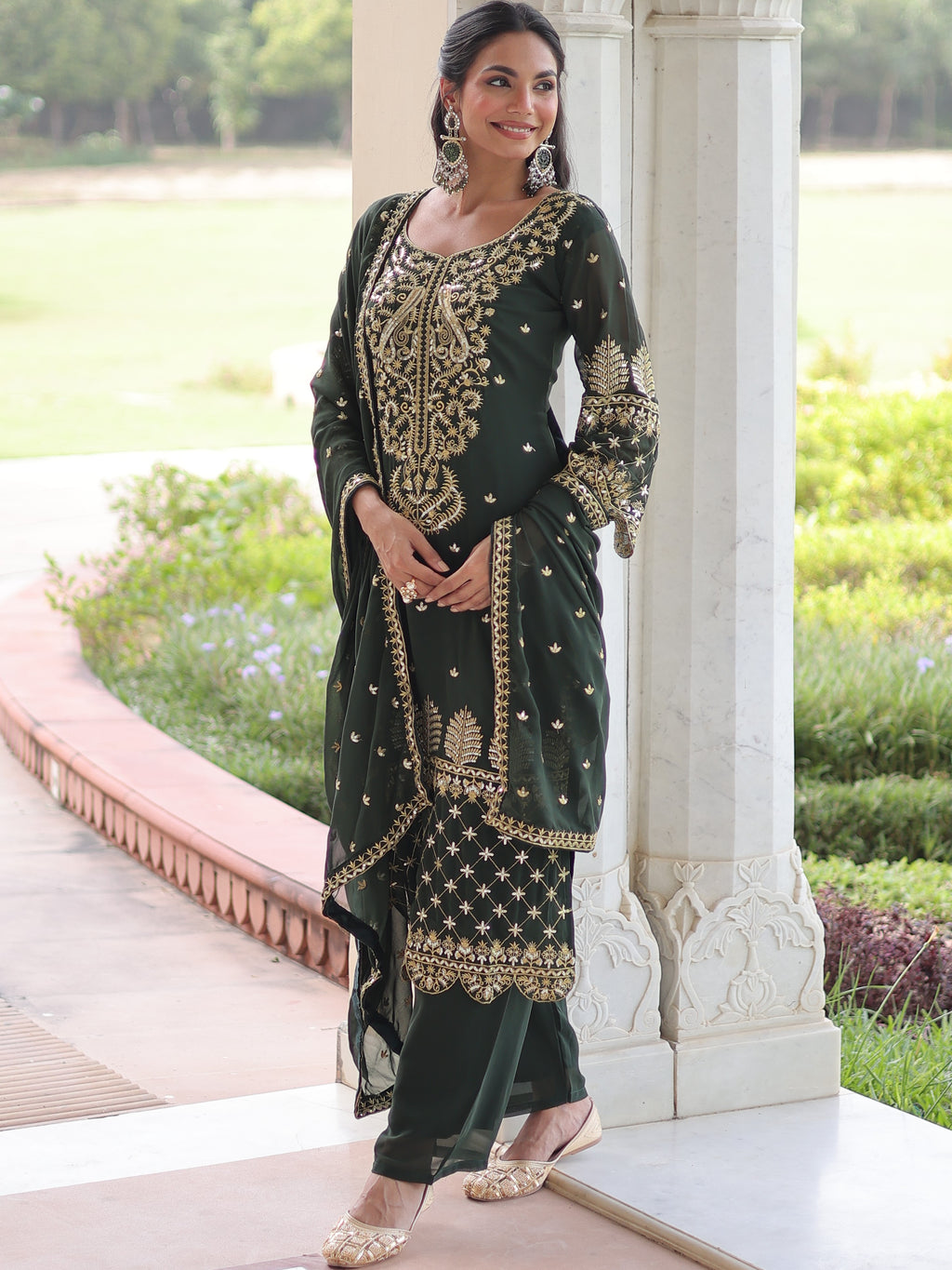 Faux Blooming Embroidered Kurti-Pant With Dupatta
