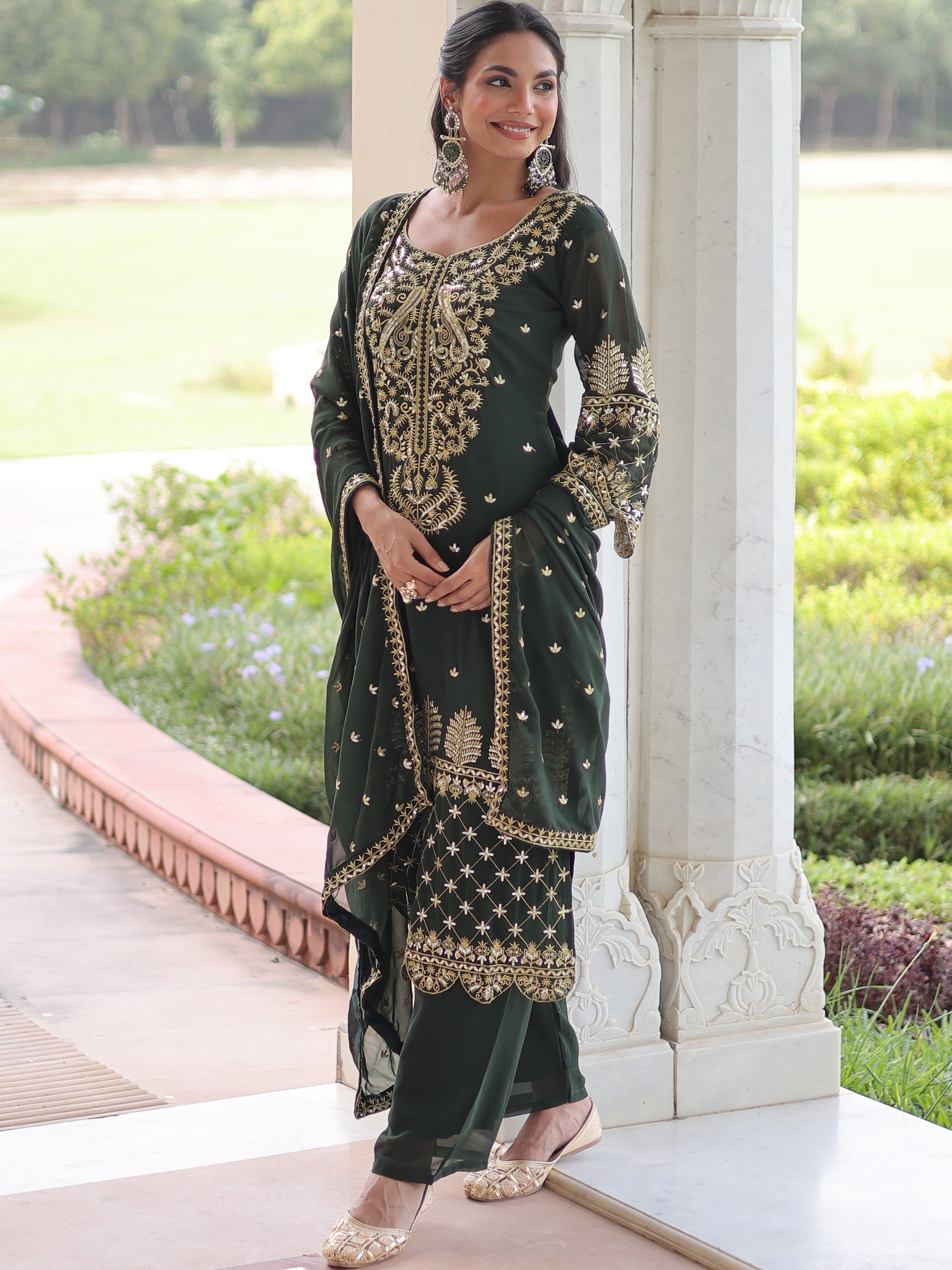 Faux Blooming Embroidered Kurti-Pant With Dupatta