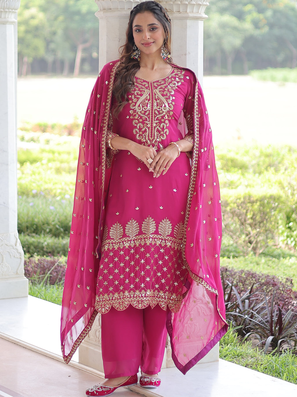 Faux Blooming Embroidered Kurti-Pant With Dupatta