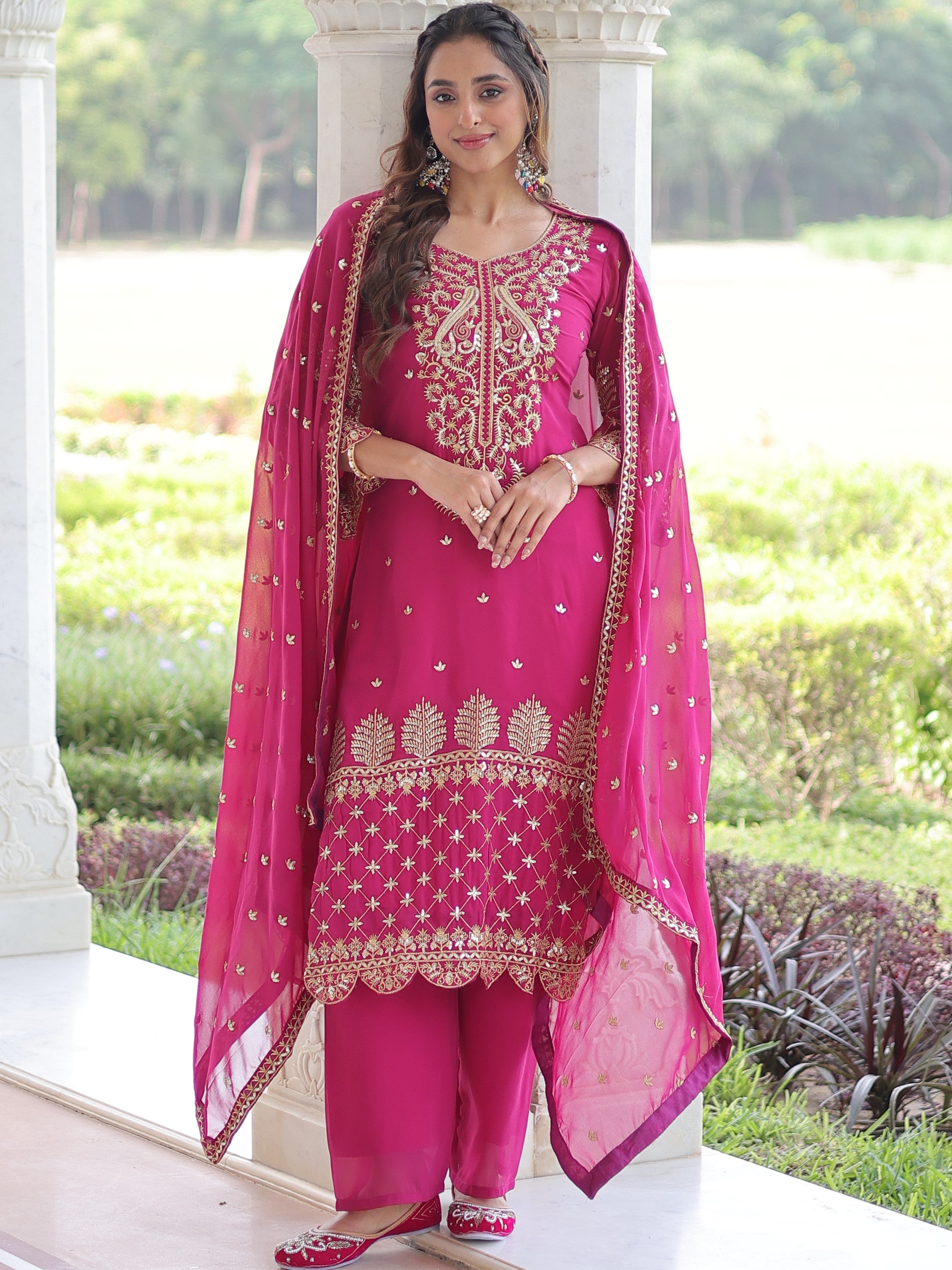 Faux Blooming Embroidered Kurti-Pant With Dupatta