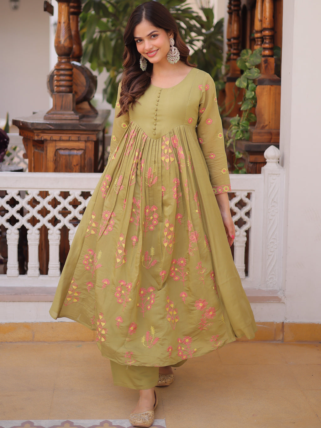 Mull Chanderi Embroidered Kurti-Pant
