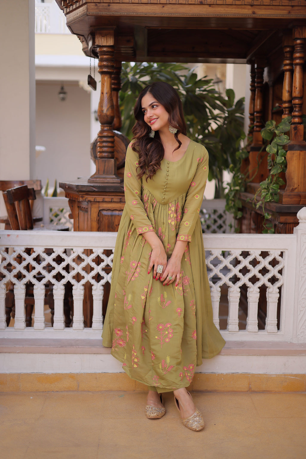 Mull Chanderi Embroidered Kurti-Pant