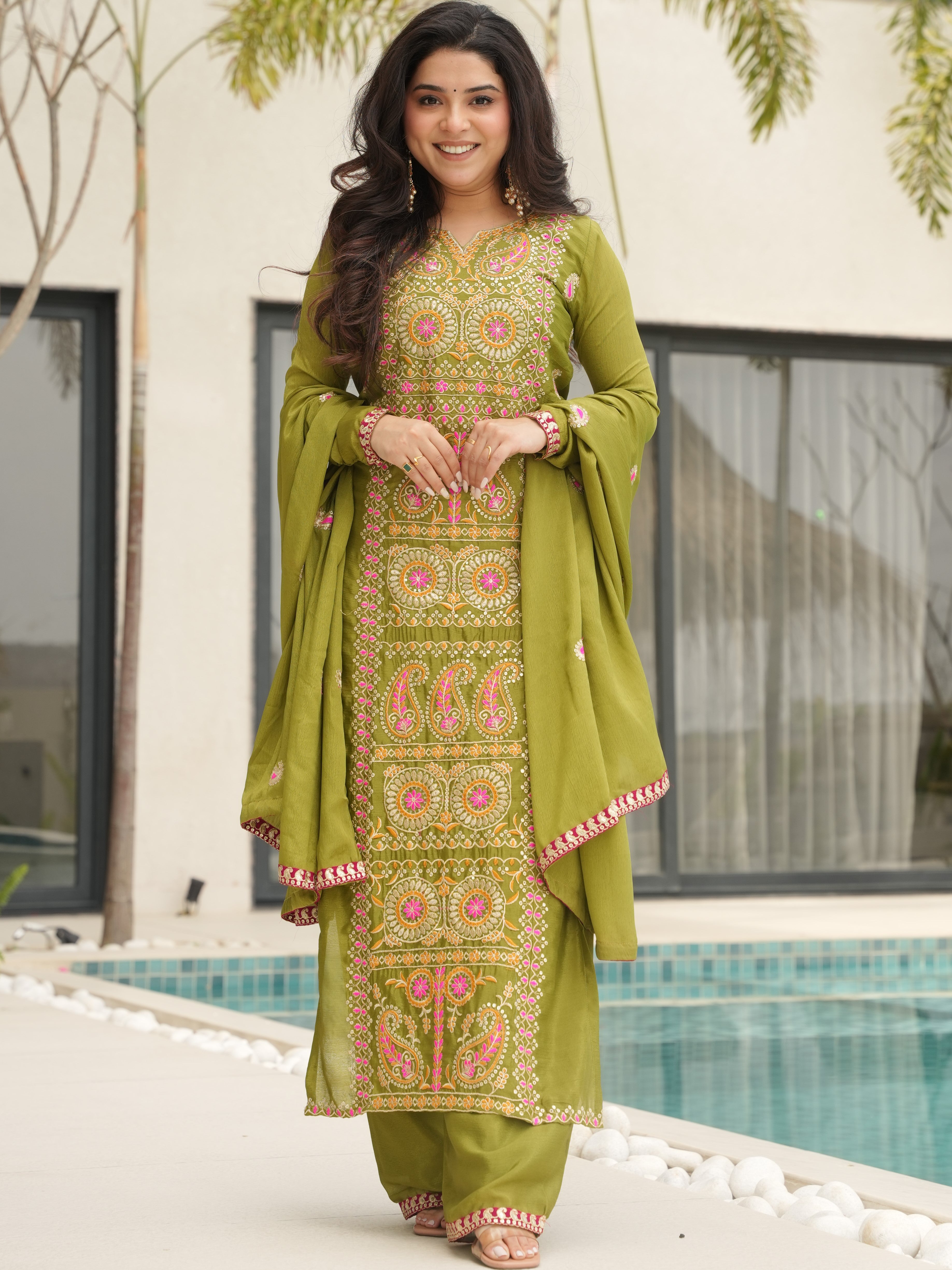 Chinon Multi Thread Embroidered Kurti-Pant With Dupatta