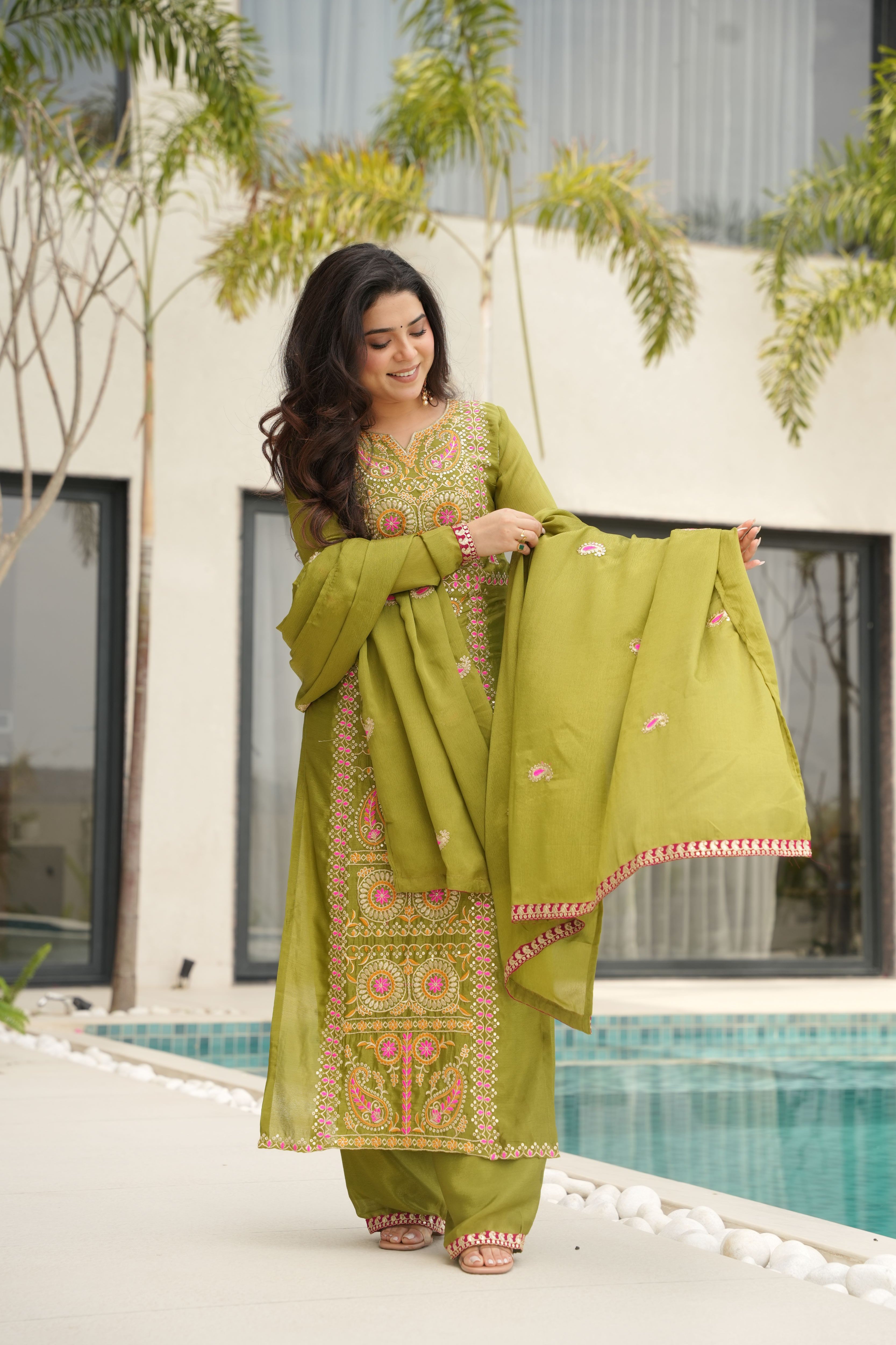 Chinon Multi Thread Embroidered Kurti-Pant With Dupatta