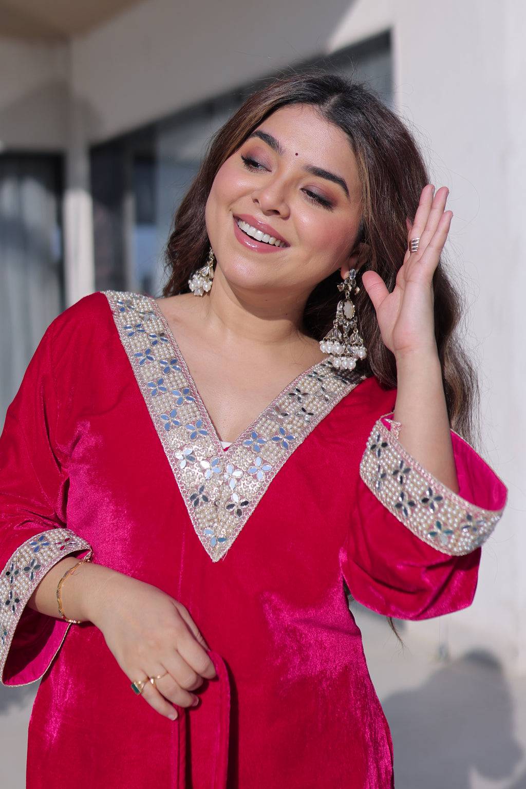 Velvet Embroidered Kurti-Pant With Batwa