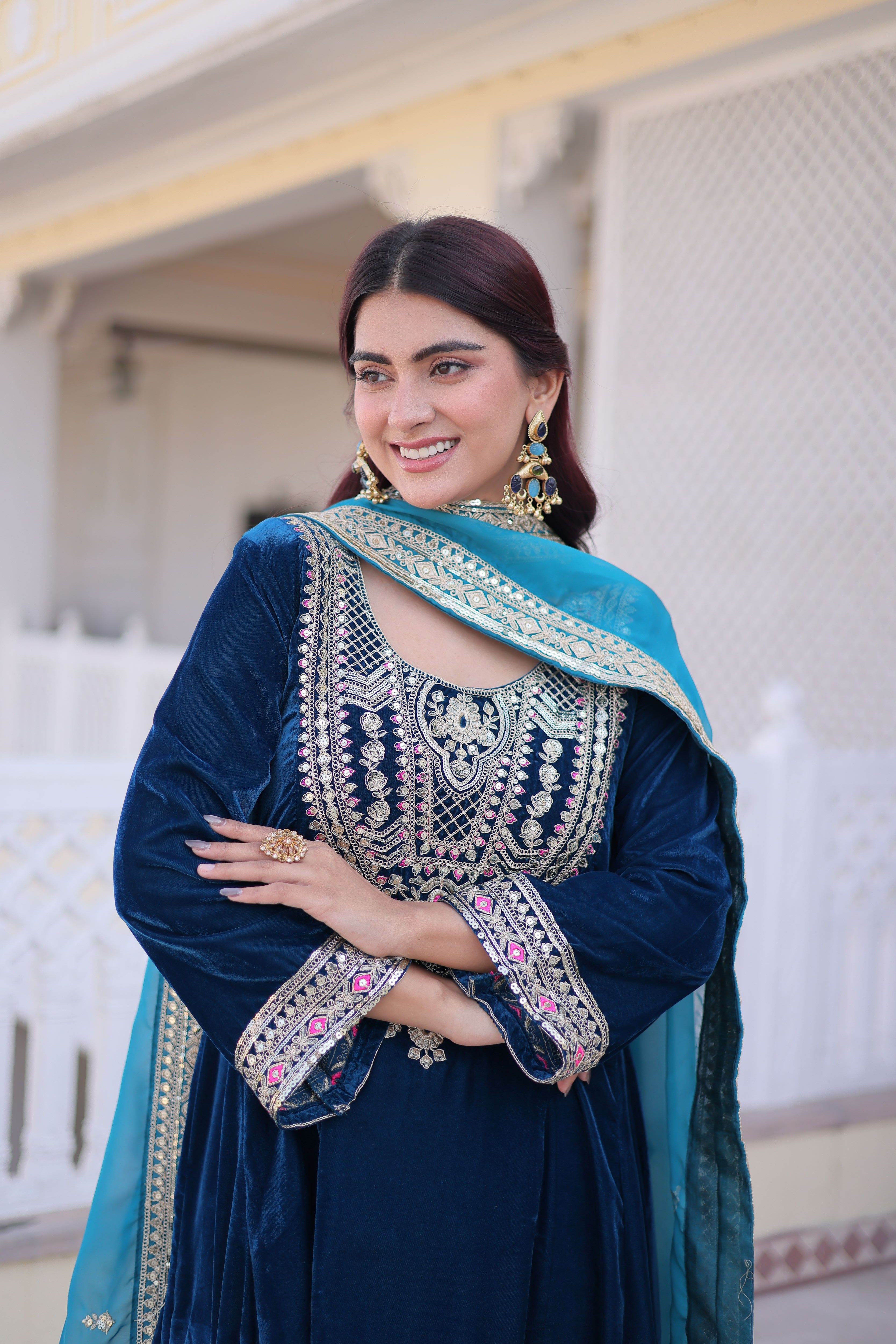 Velvet Thread Embroidered Kurti-Pant With Silk Dupatta