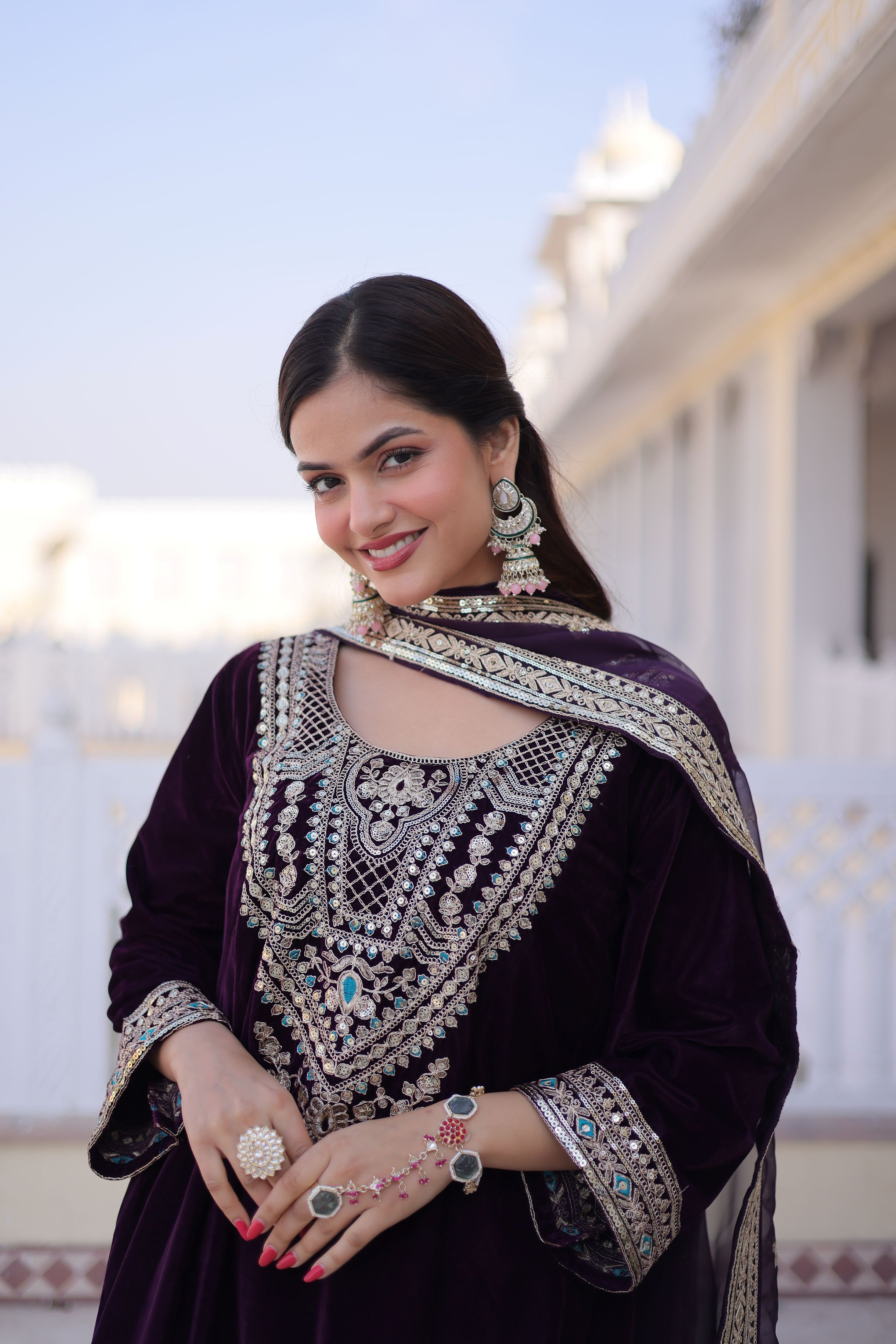 Velvet Thread Embroidered Kurti-Pant With Silk Dupatta