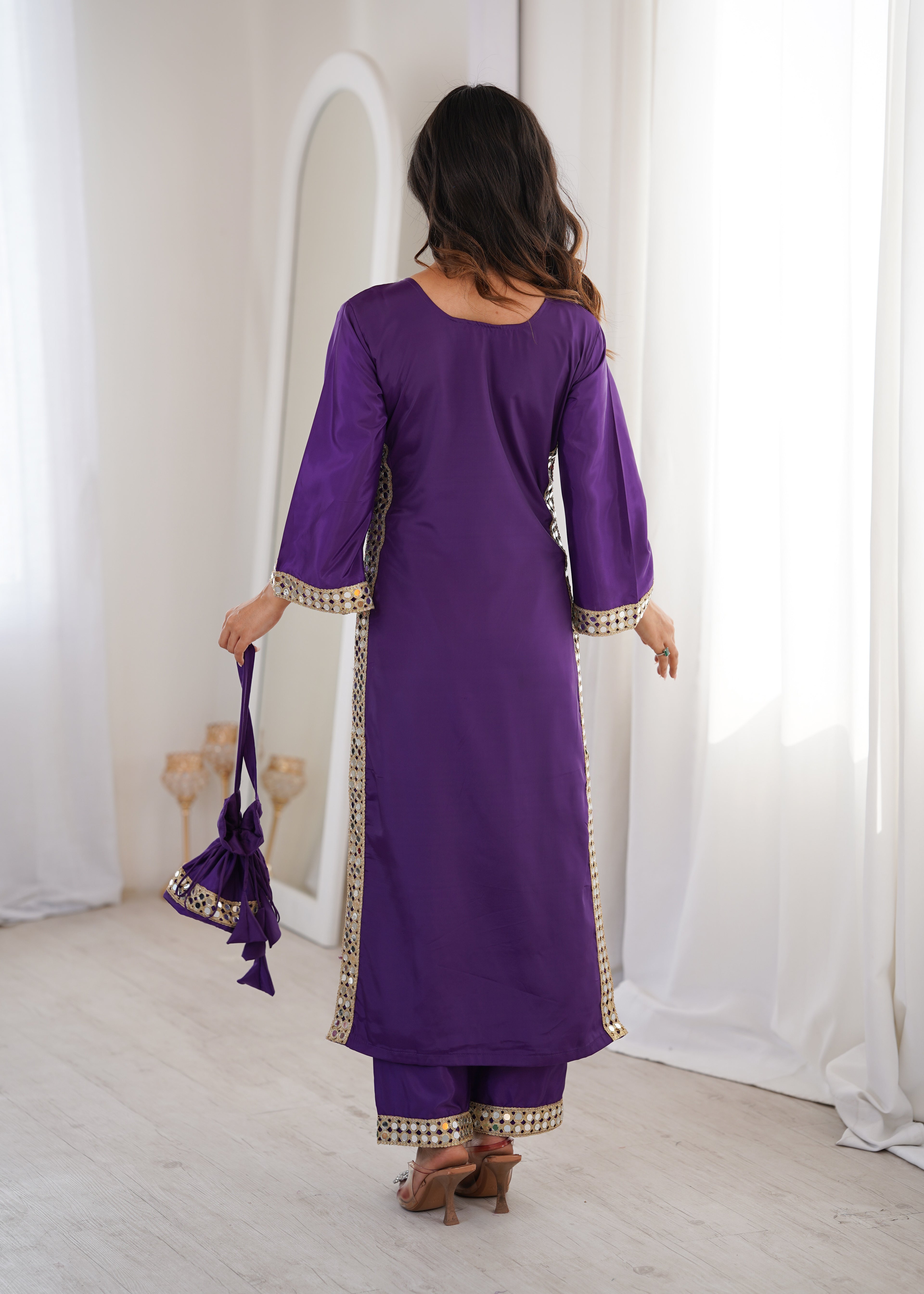 Natural Crepe Real Mirror Kurti-Pant With Batwa