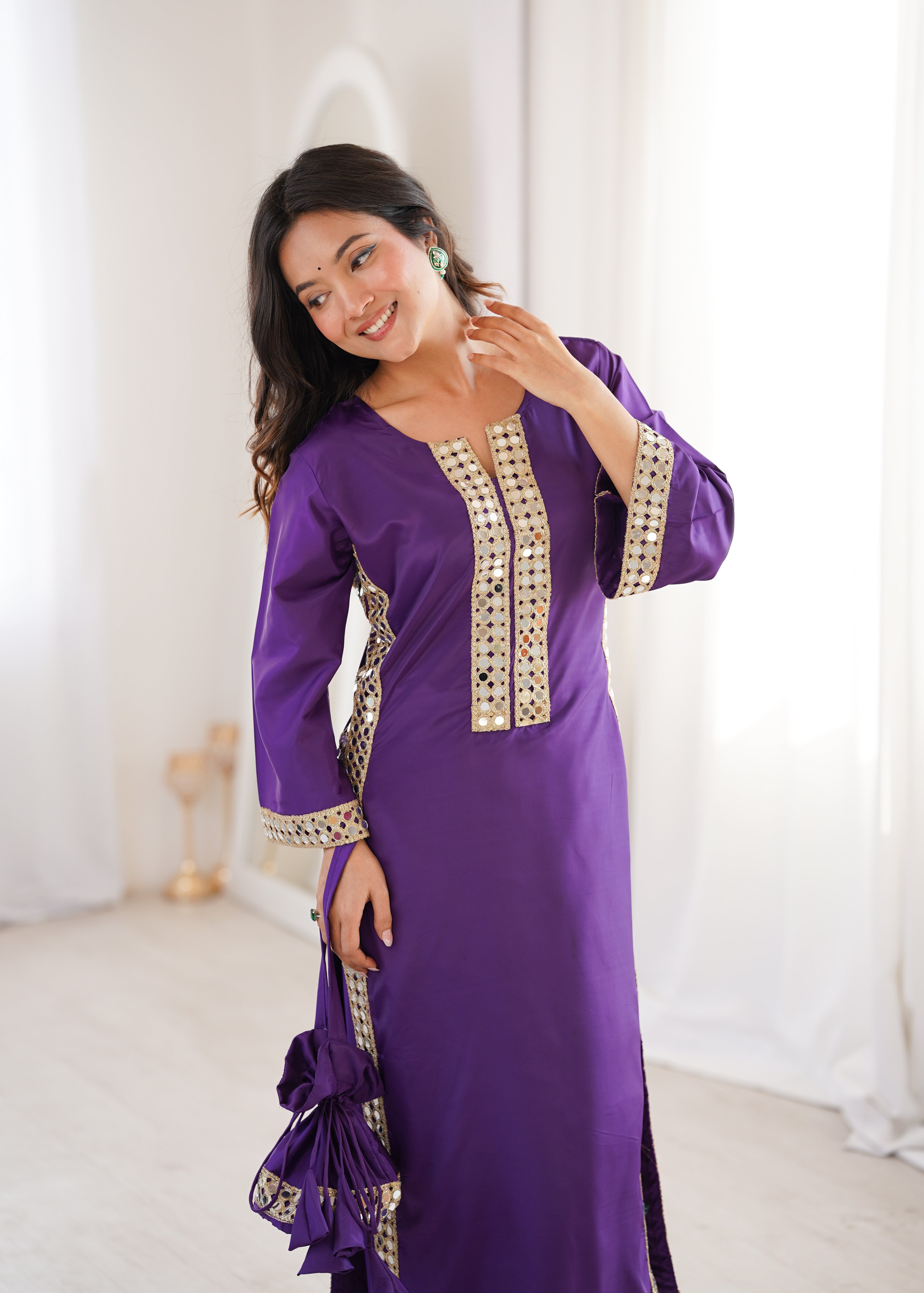 Natural Crepe Real Mirror Kurti-Pant With Batwa