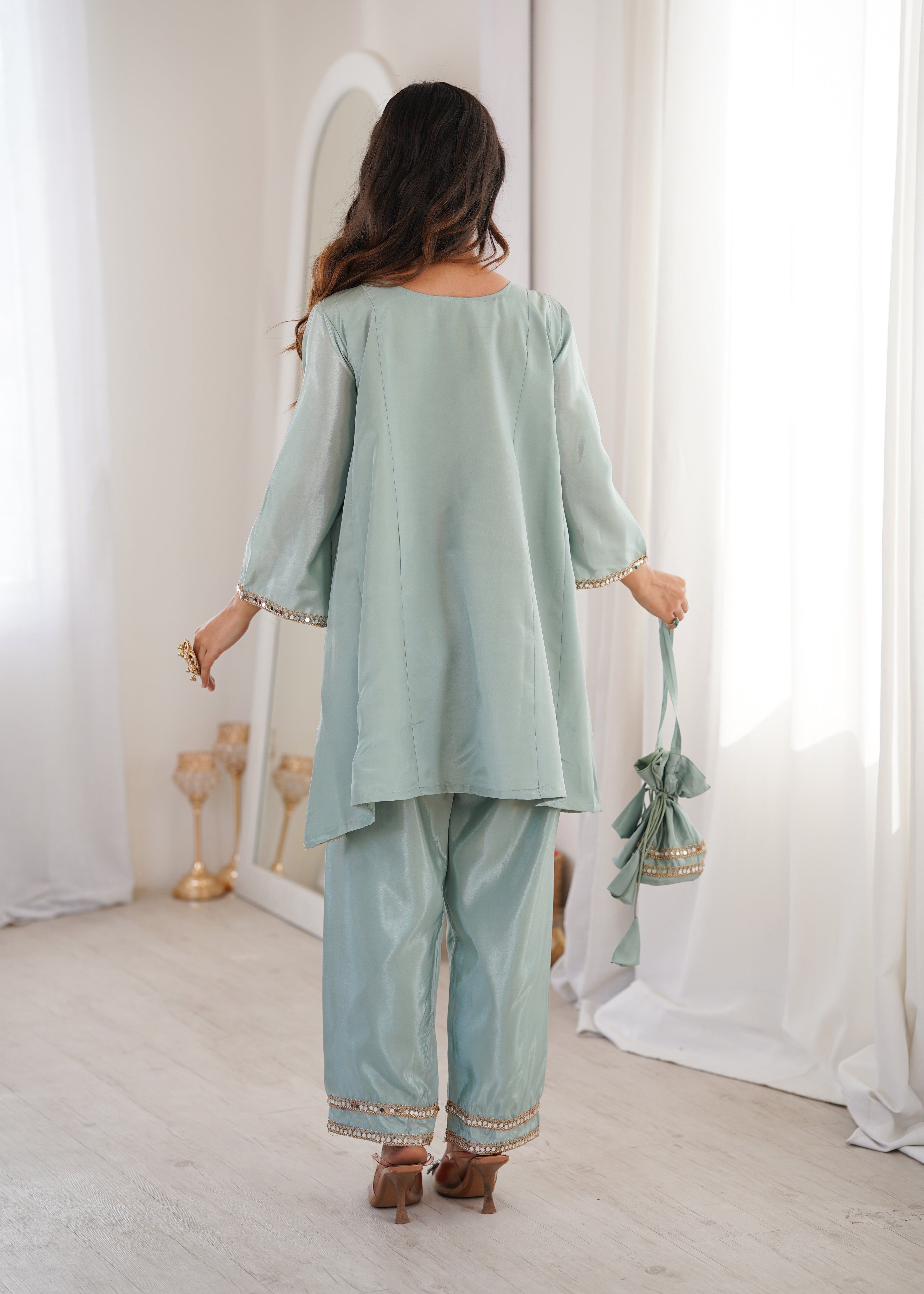 Silk Real Mirror Embroidered Kurti-Pant With Batwa