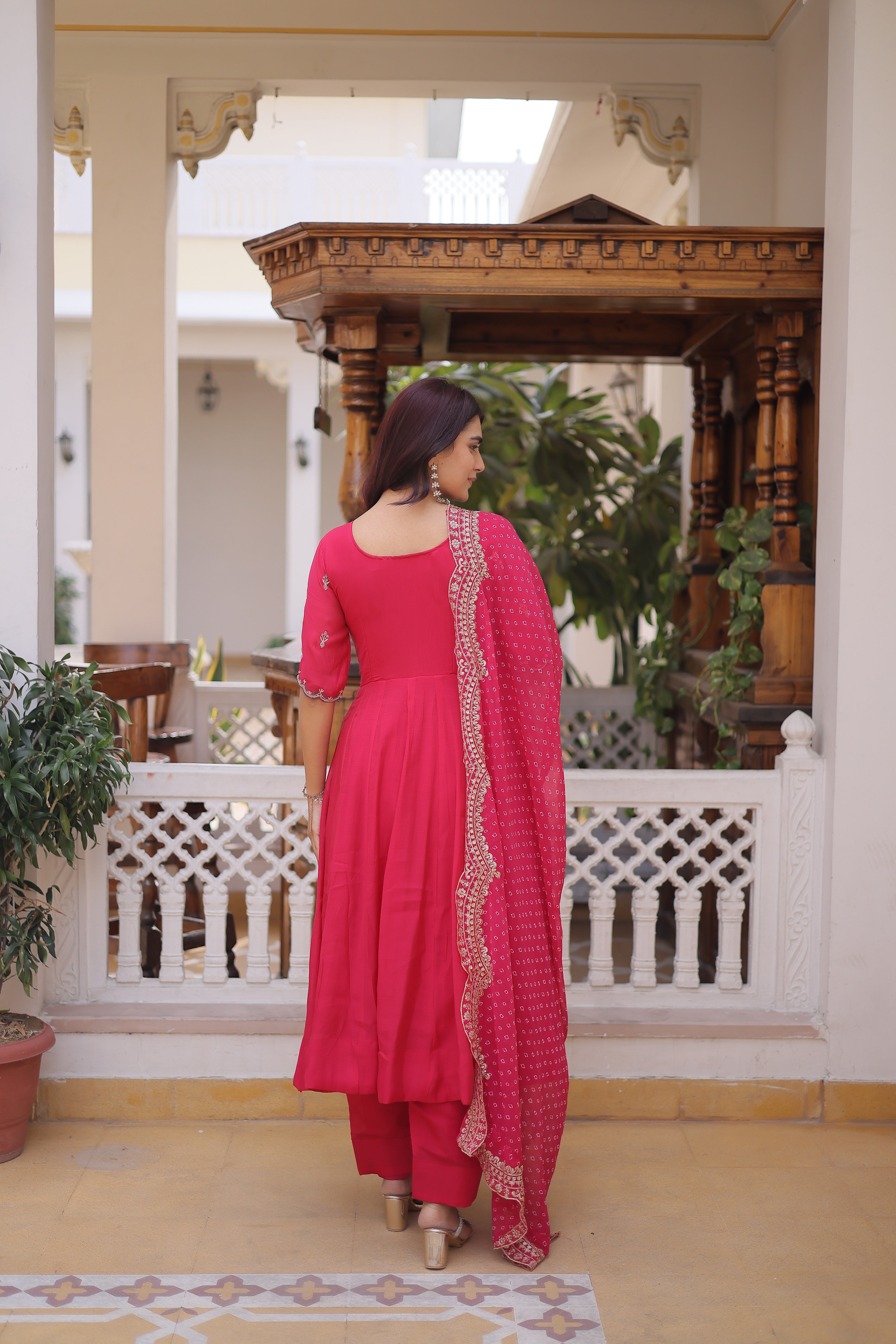 Mull Chanderi Beads Embroidered Kurti-Pant With Dupatta