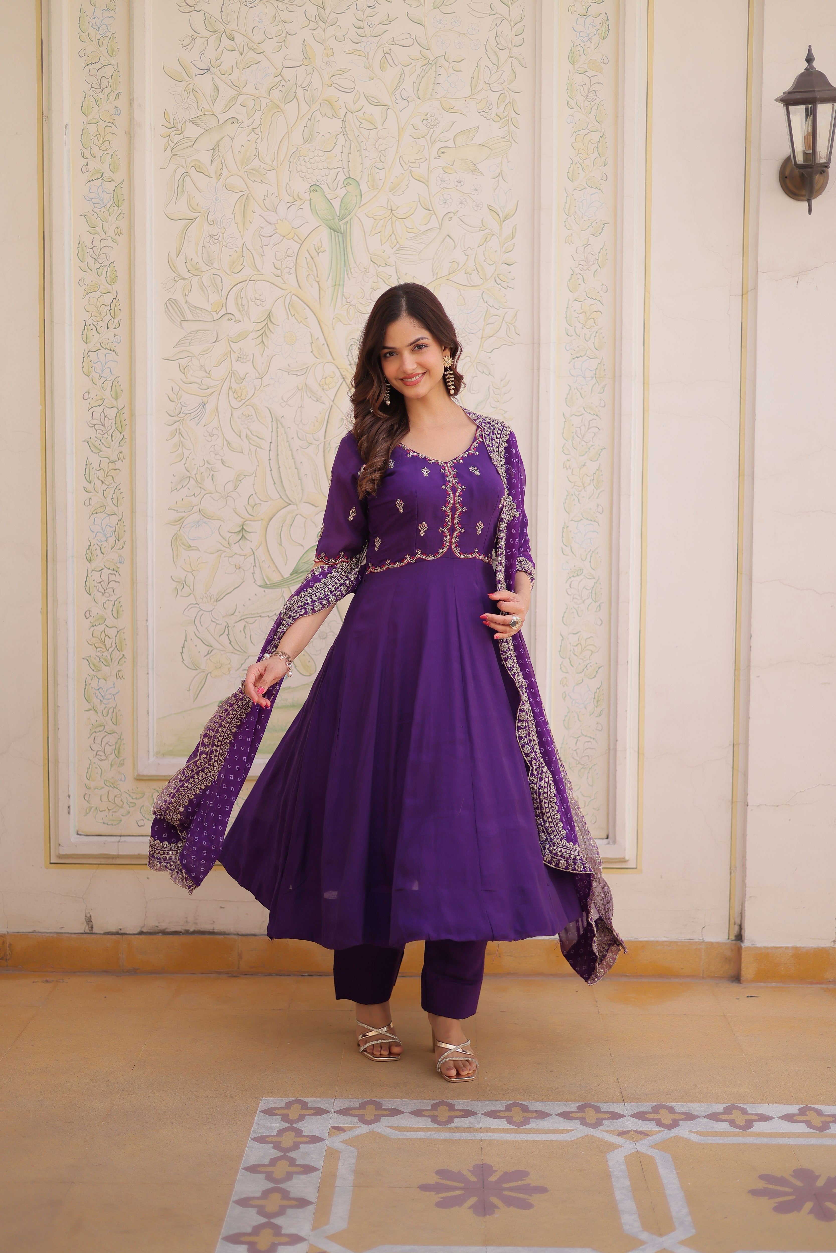 Mull Chanderi Beads Embroidered Kurti-Pant With Dupatta