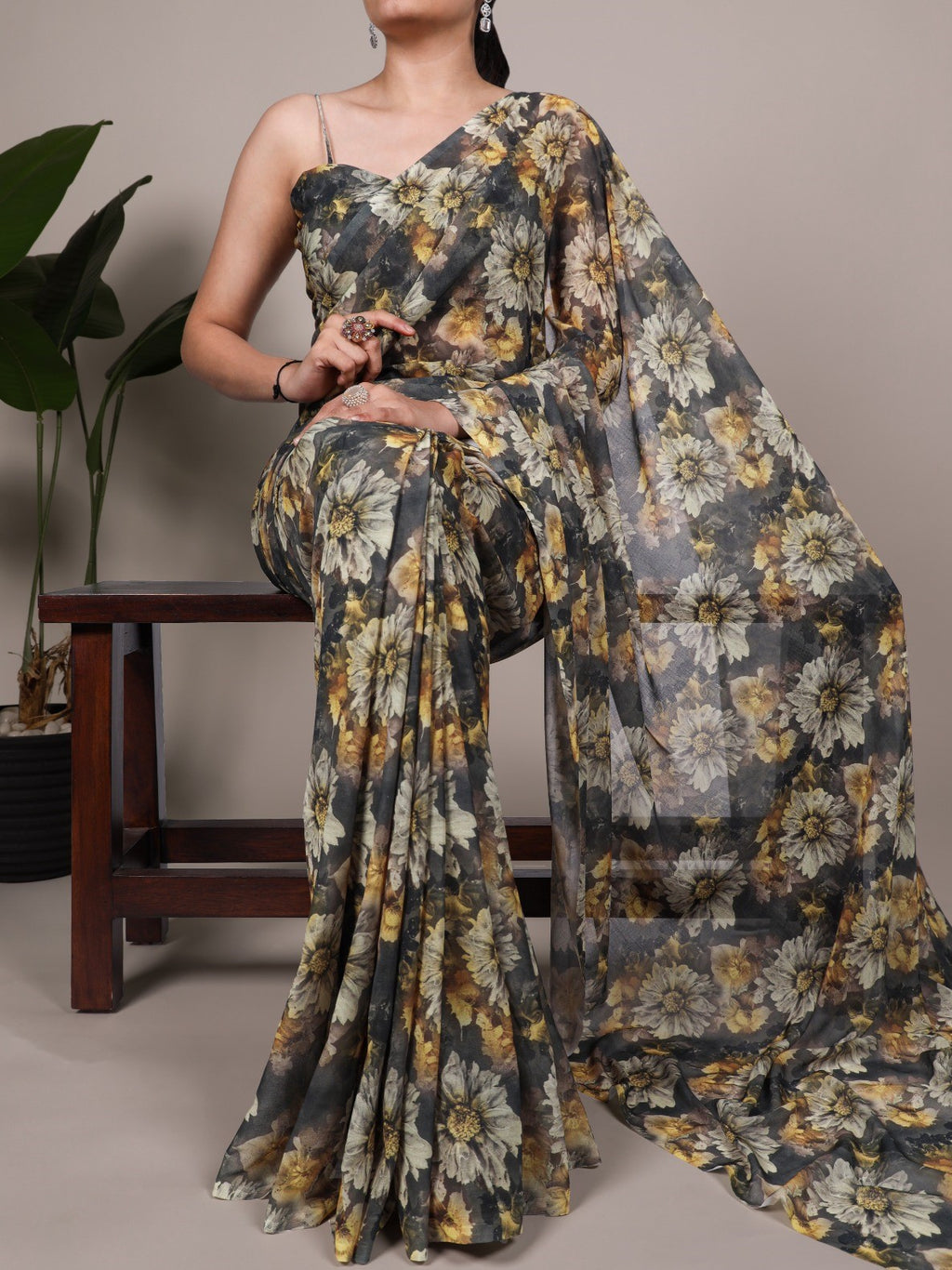 Floral Printed Saree For Women