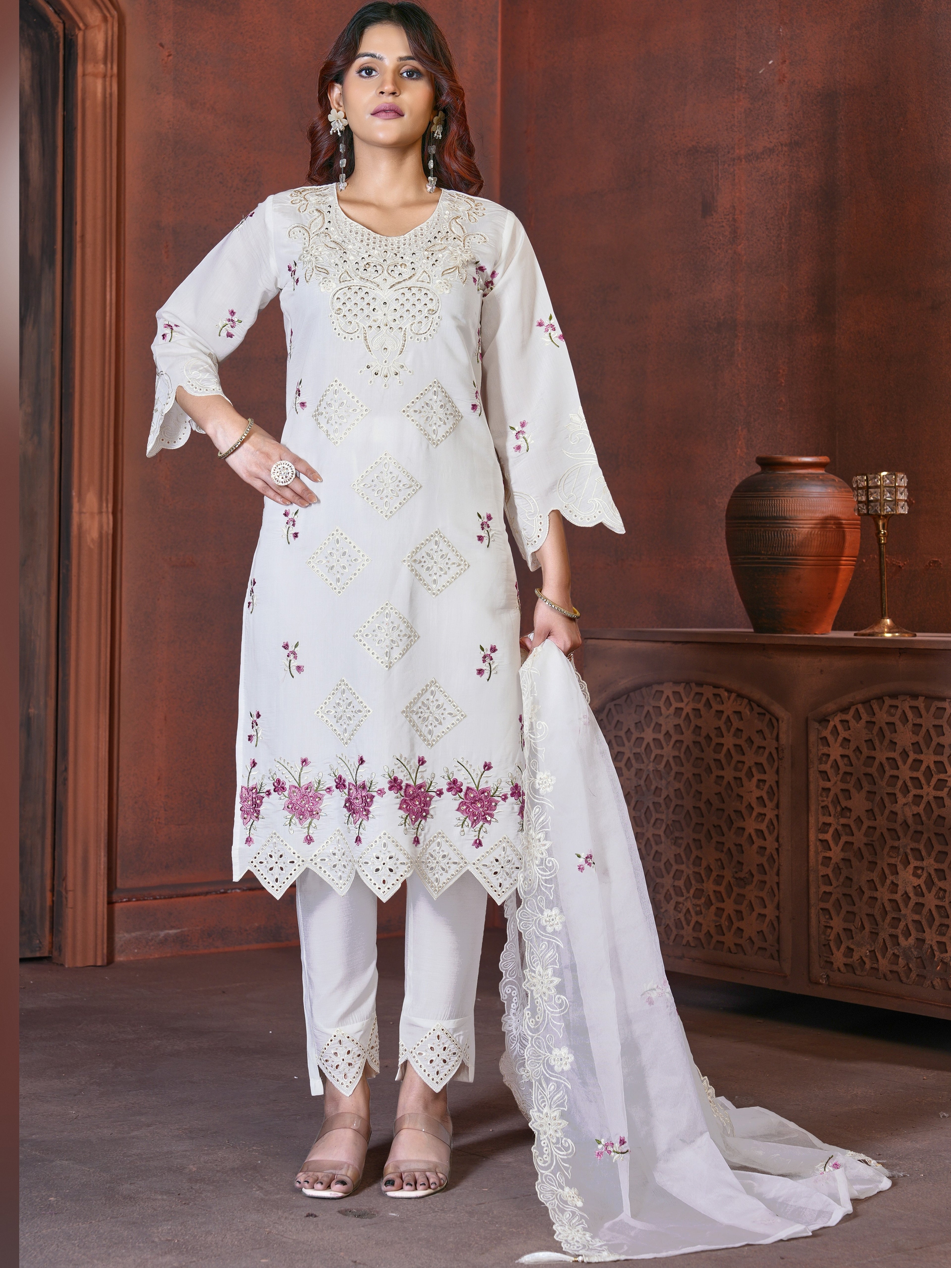 Heavy Viscose Hand Work Kurti-Pant With Organza Dupatta